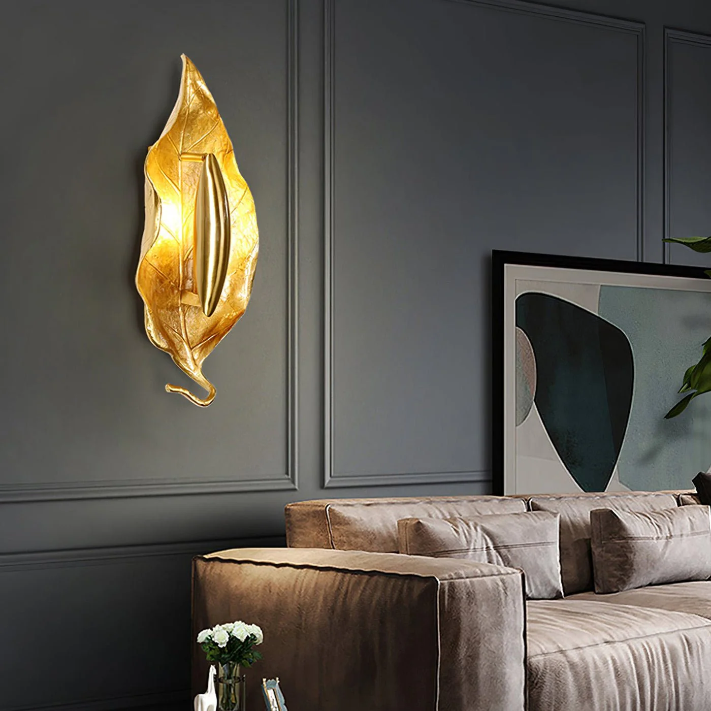 Leaf Brass Wall Lamp - Image 7