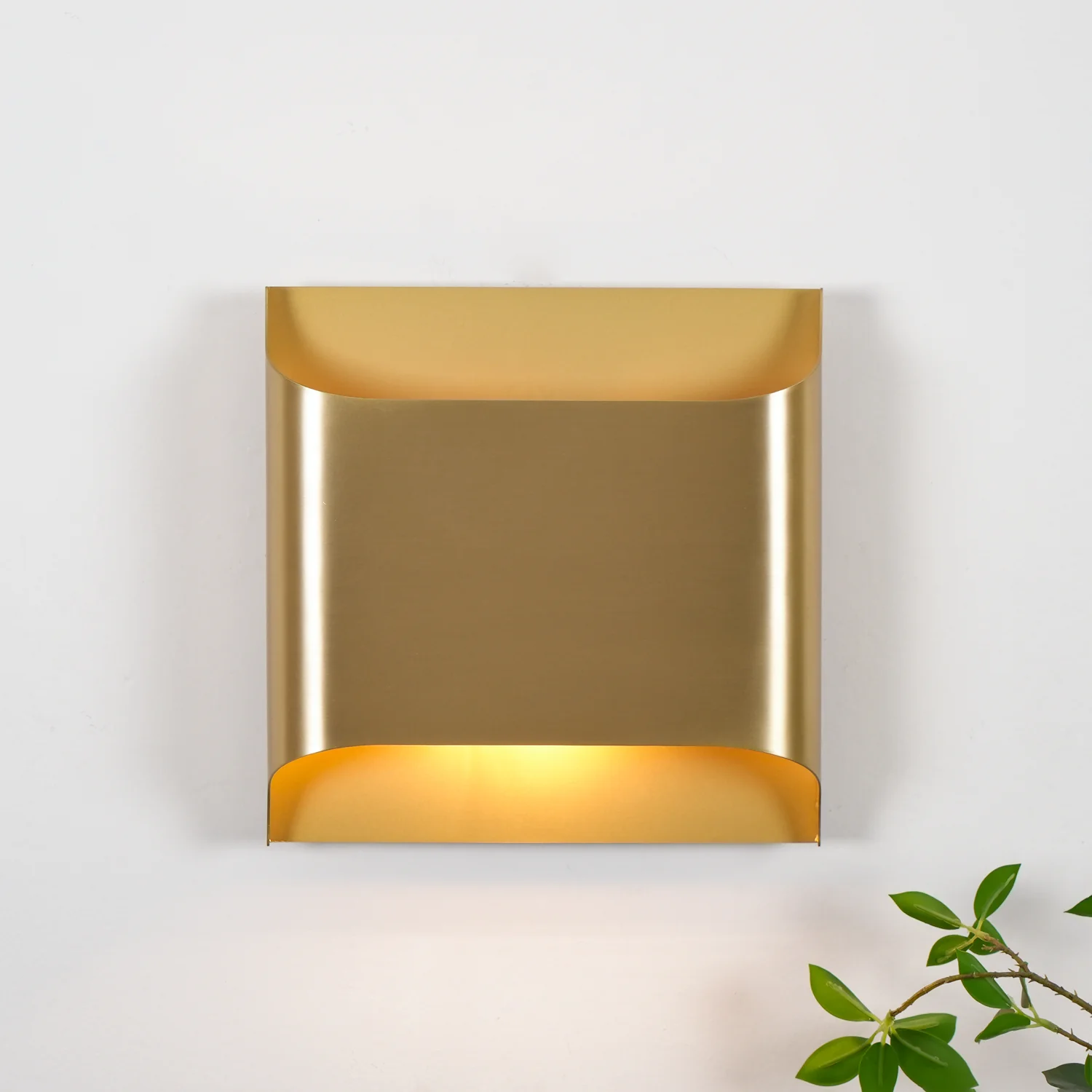 Leclerc Brass Wall Lamp - Image 6