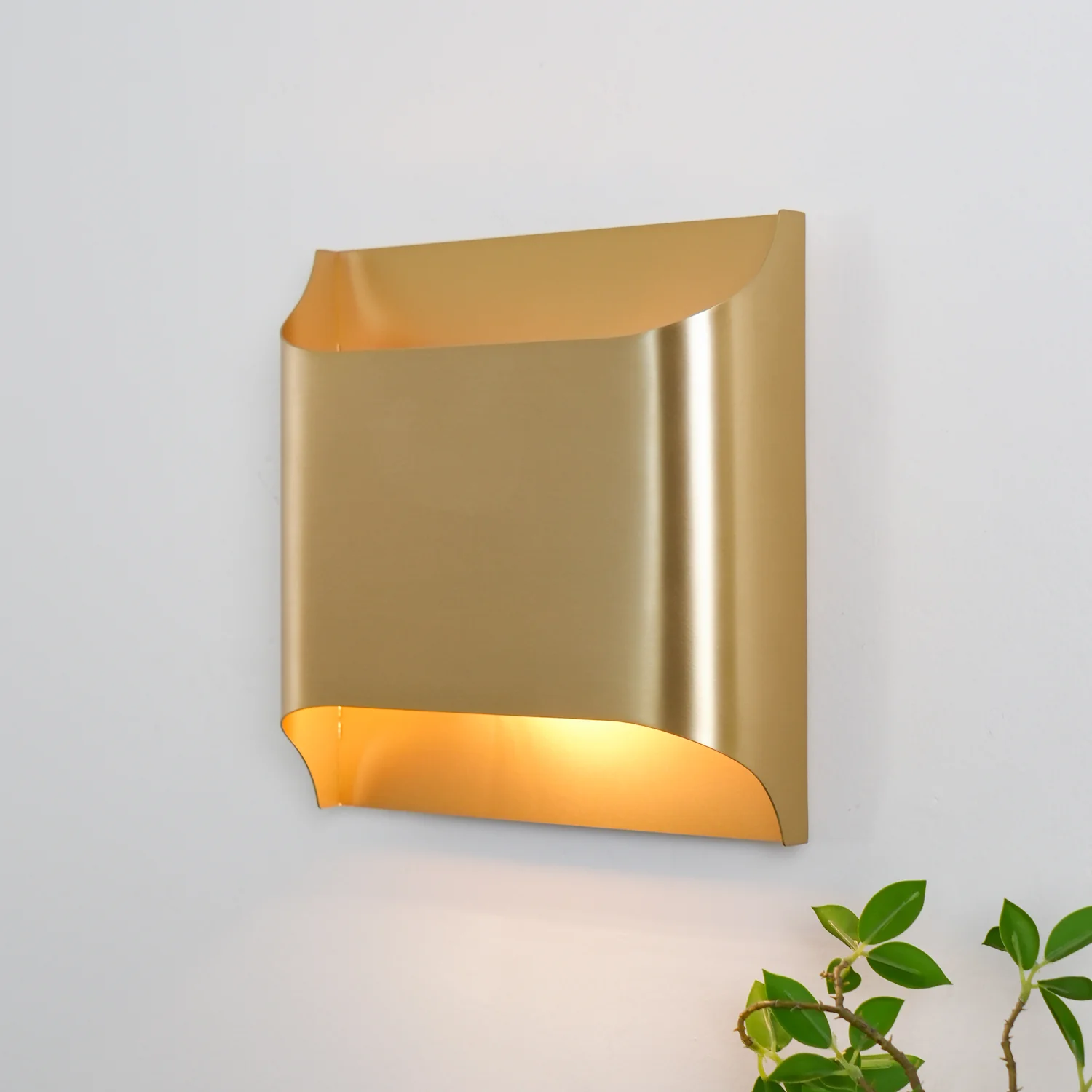 Leclerc Brass Wall Lamp - Image 7