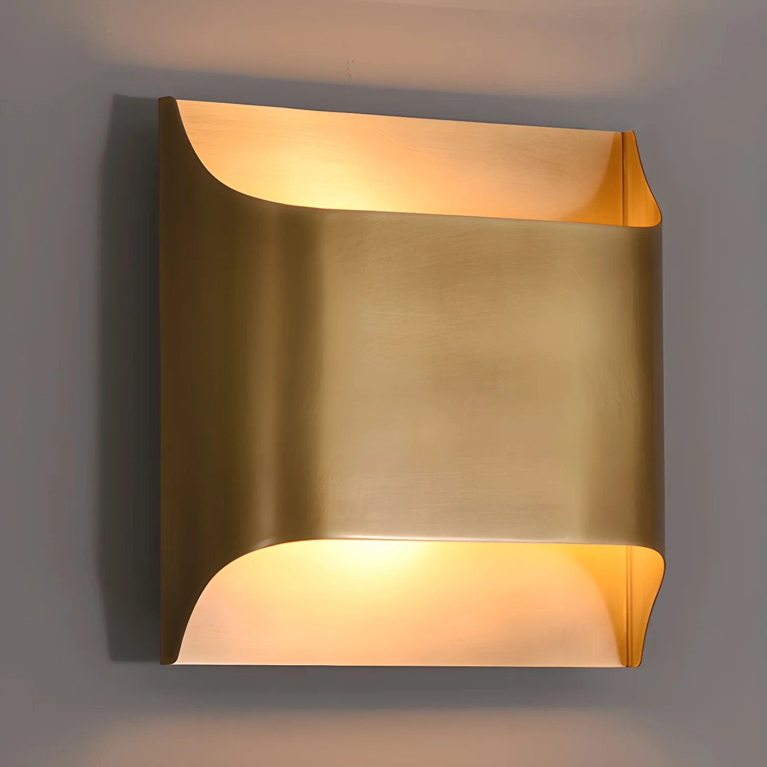 Leclerc Brass Wall Lamp - Image 75
