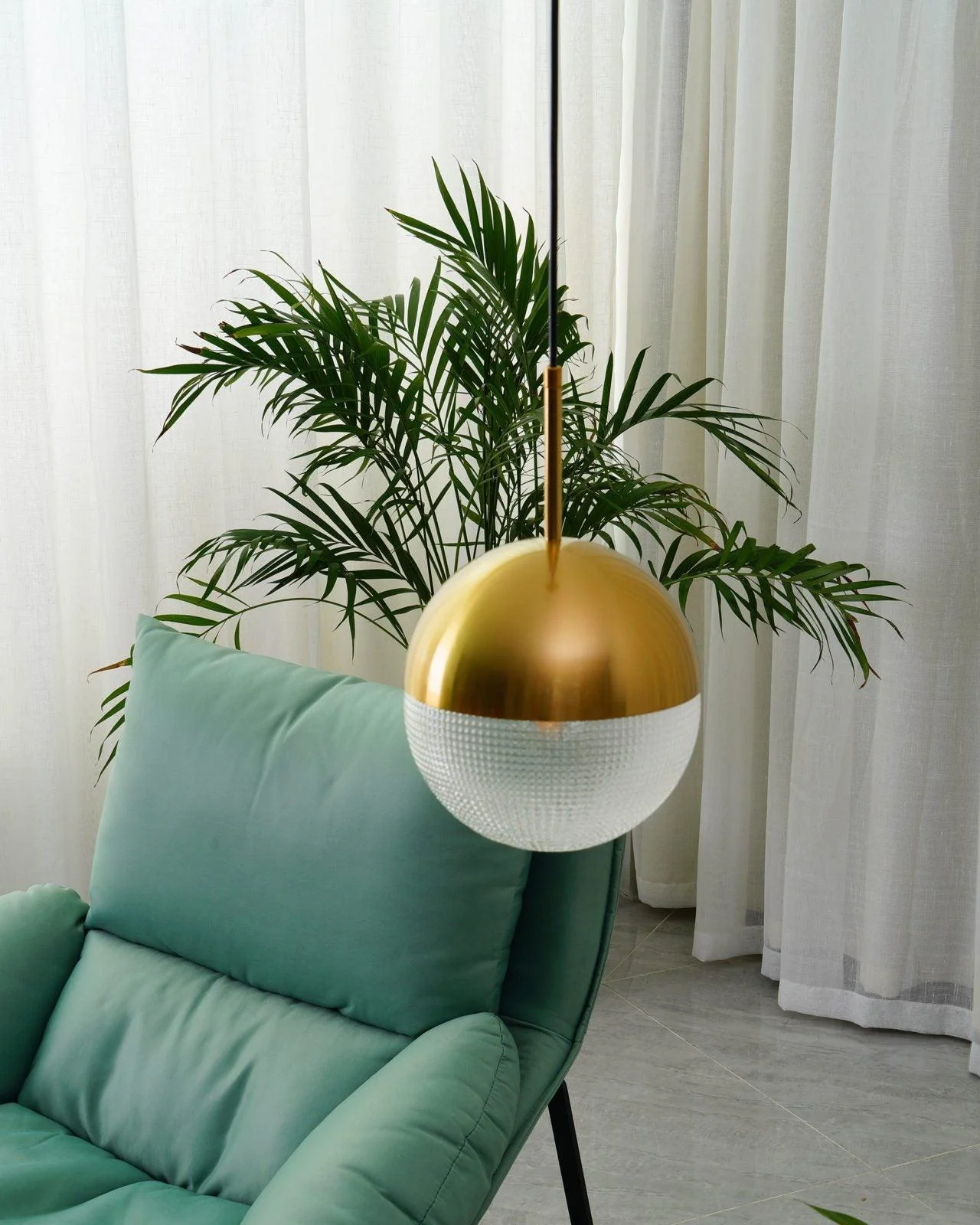 Lens Flair Pendant Lamp - Image 22