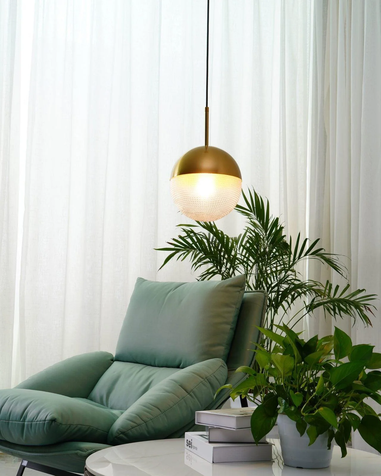 Lens Flair Pendant Lamp - Image 25