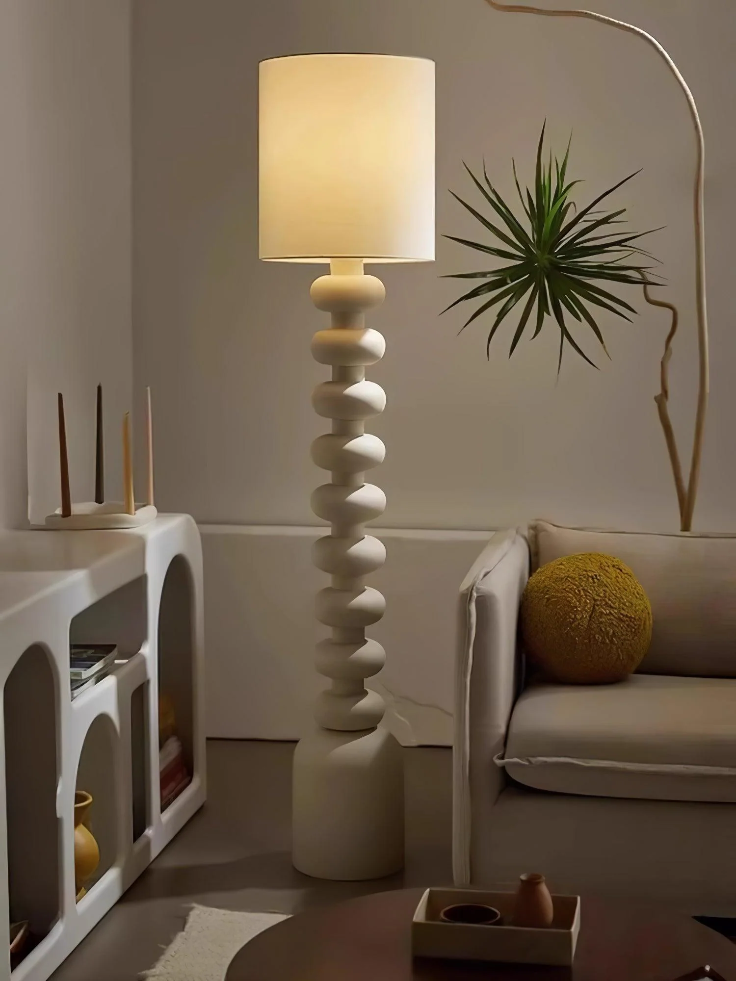 Leona Floor Lamp - Image 3