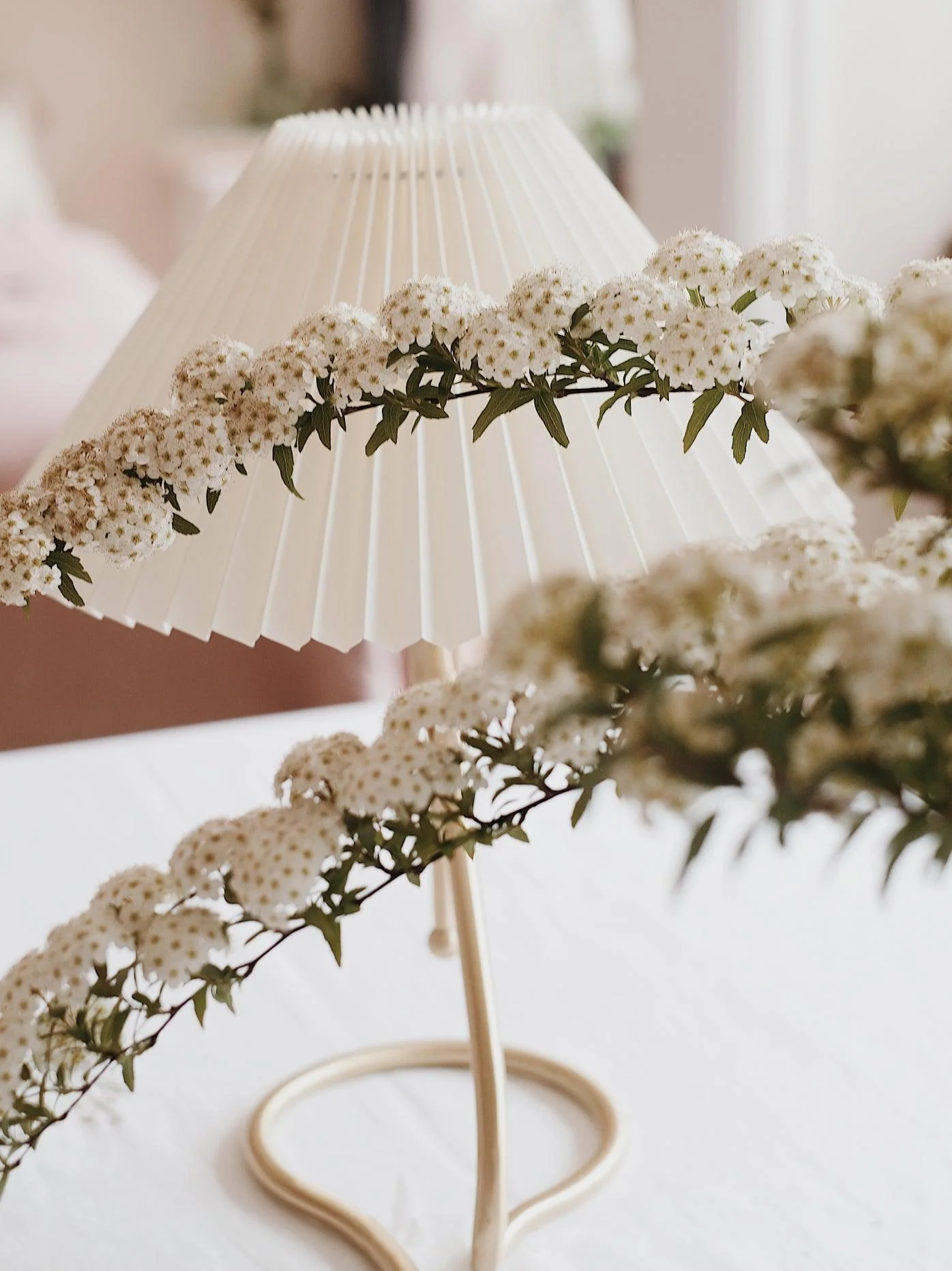 Levitate Pleated Table Lamp - Image 11