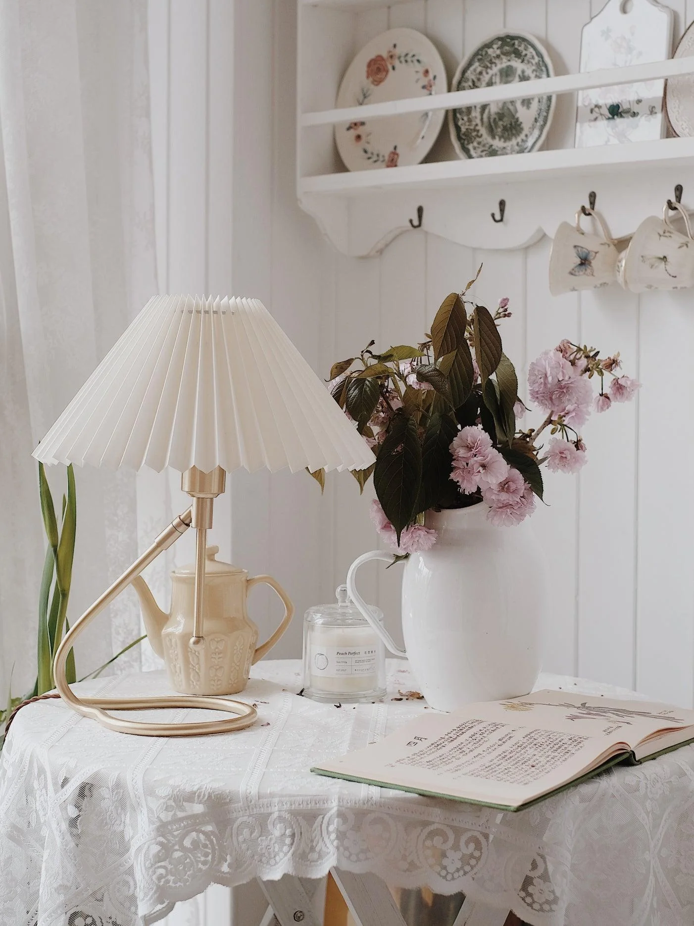 Levitate Pleated Table Lamp - Image 14