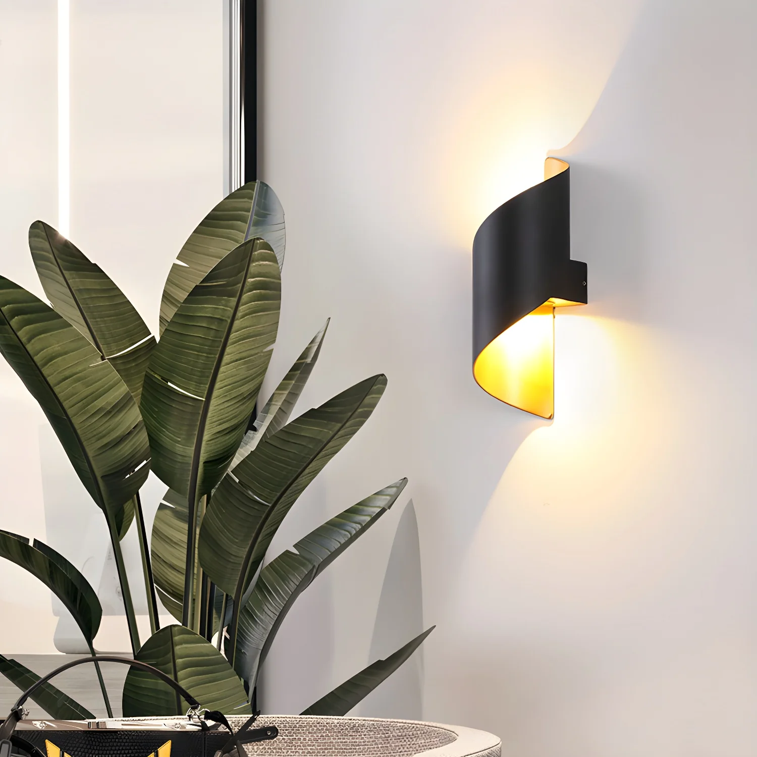 Lila Wall Lamp - Image 18