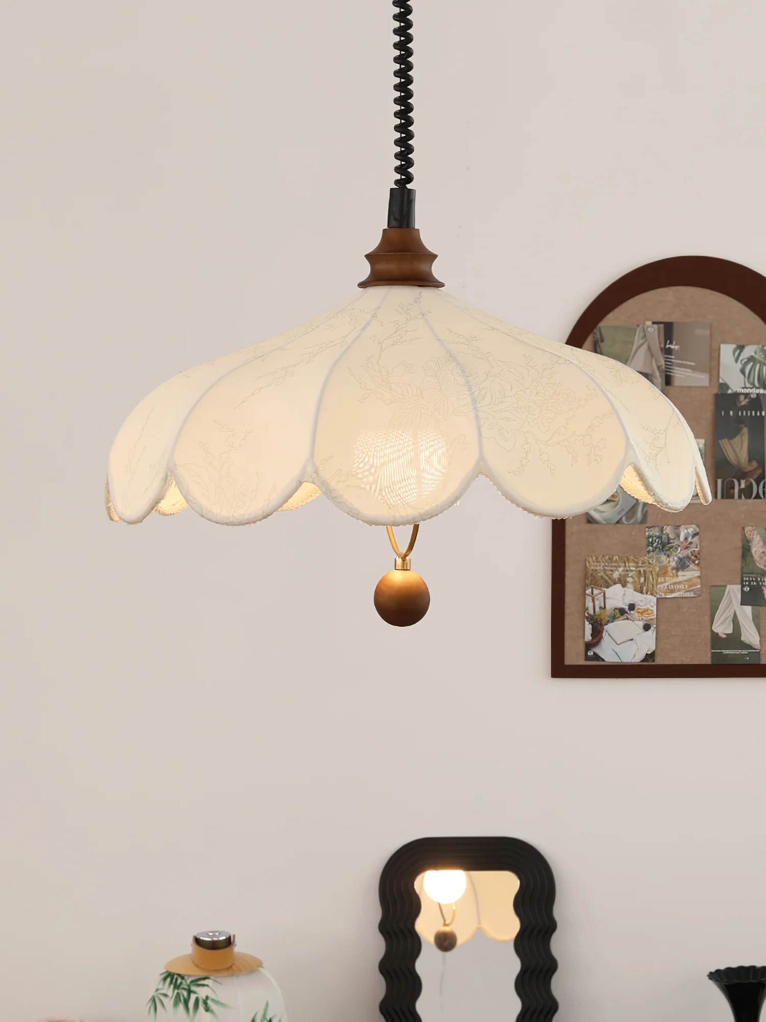 Lily Fabric Pendant Lamp - Image 13