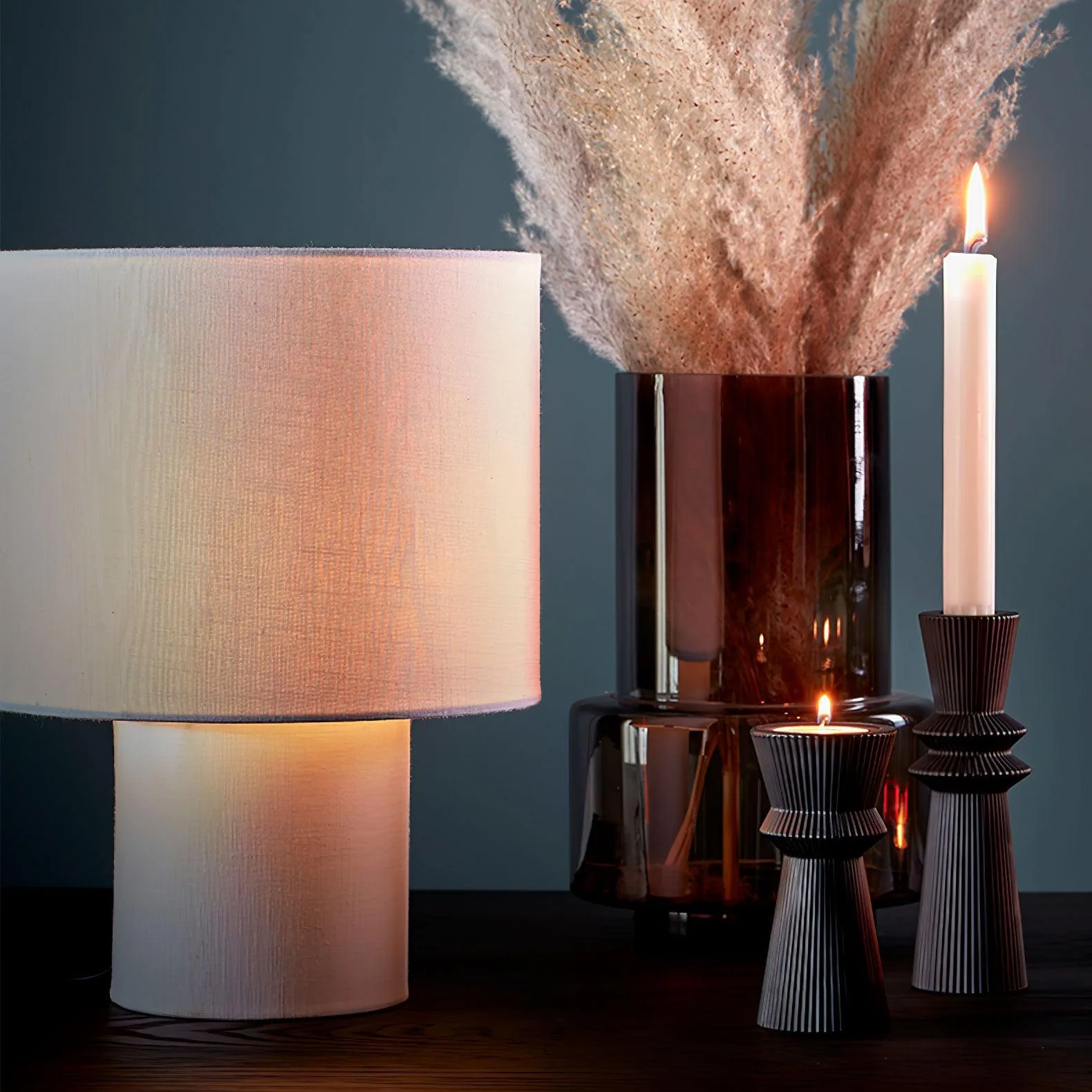 Lina Textured Fabric Table Lamp - Image 4