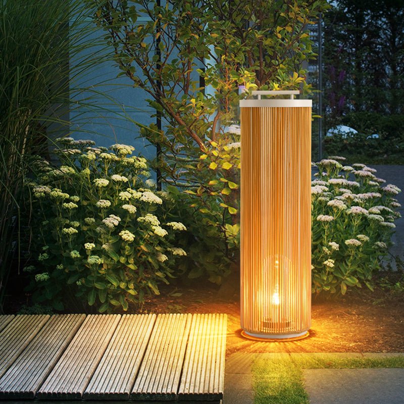 Linden Column Solar Outdoor Lamp - Image 2