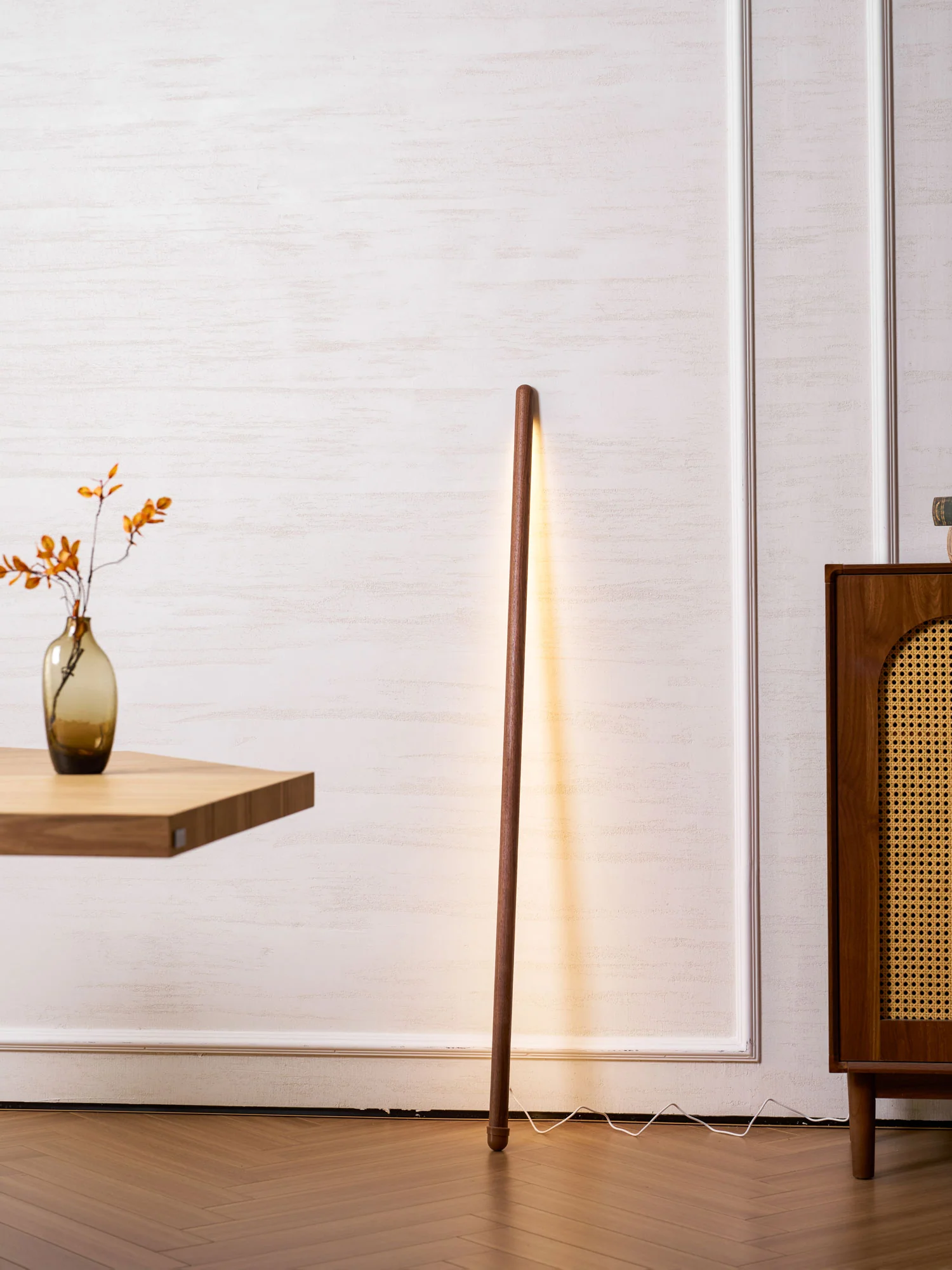 Line Assist Ambience Floor Lamp - Image 22