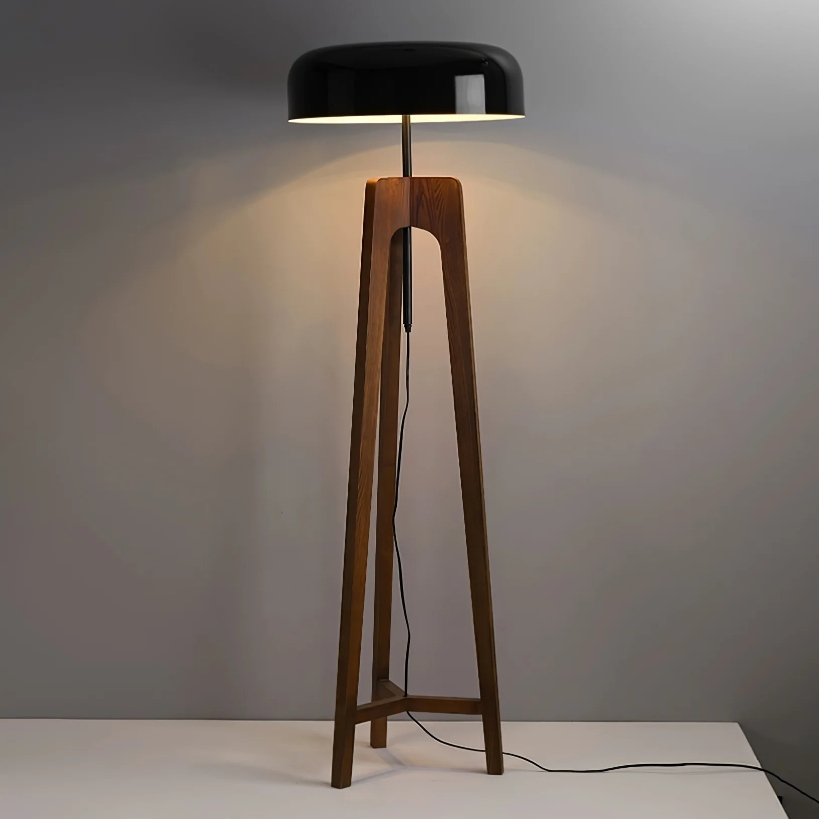 Linea Floor Lamp - Image 21