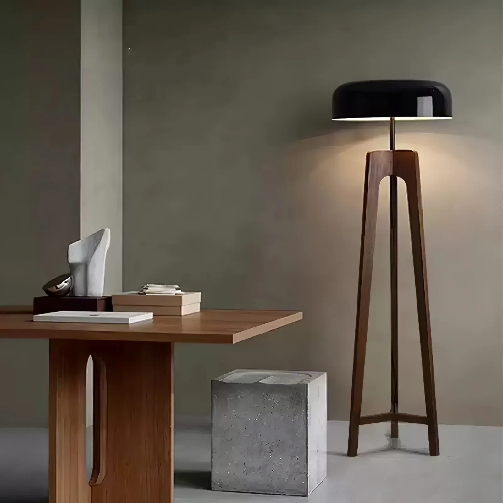 Linea Floor Lamp - Image 32