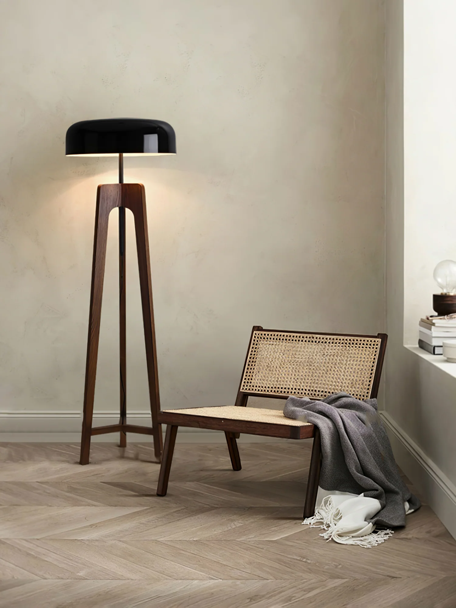 Linea Floor Lamp - Image 5