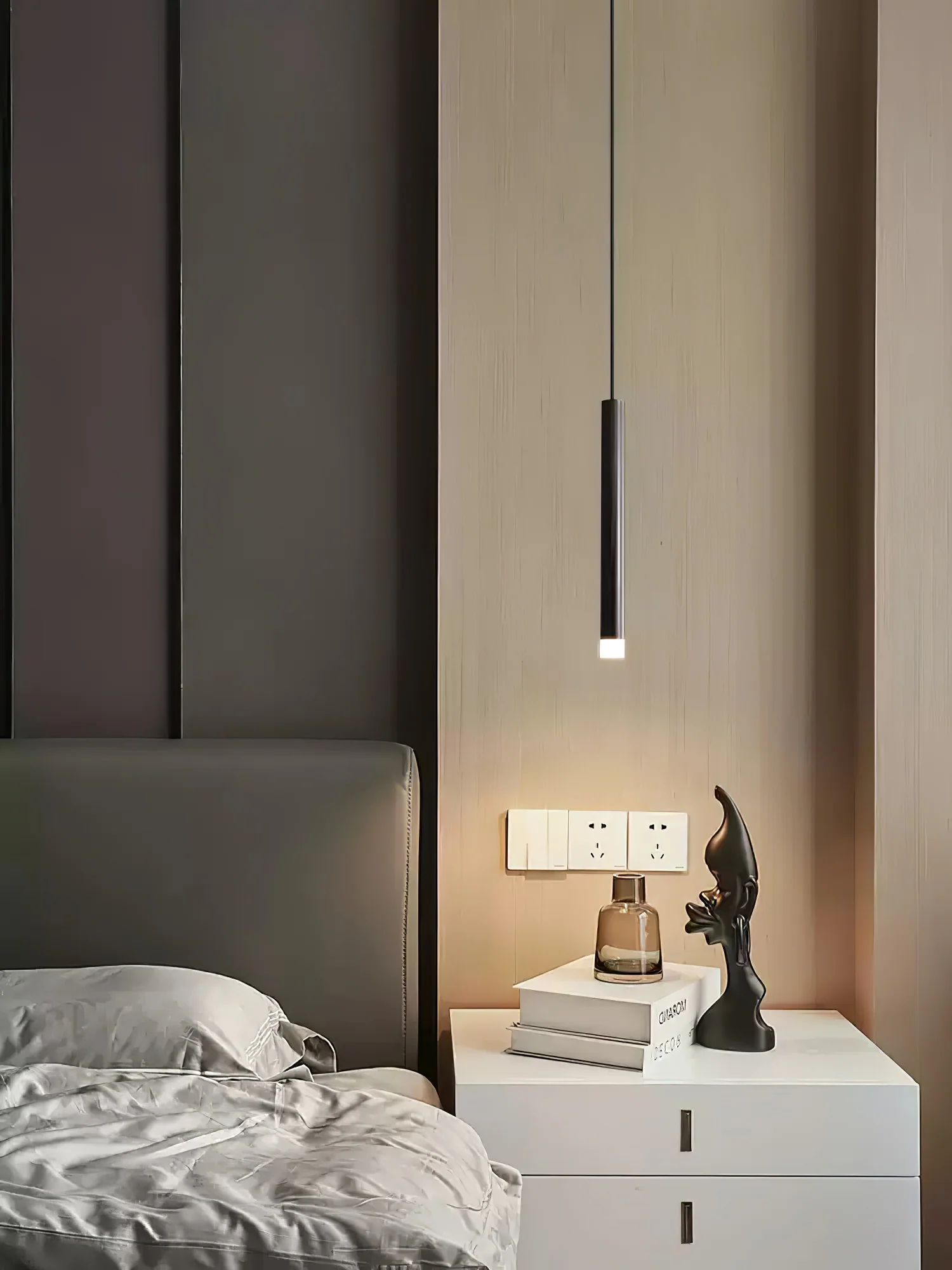 Linea Mono Pendant Light - Image 4