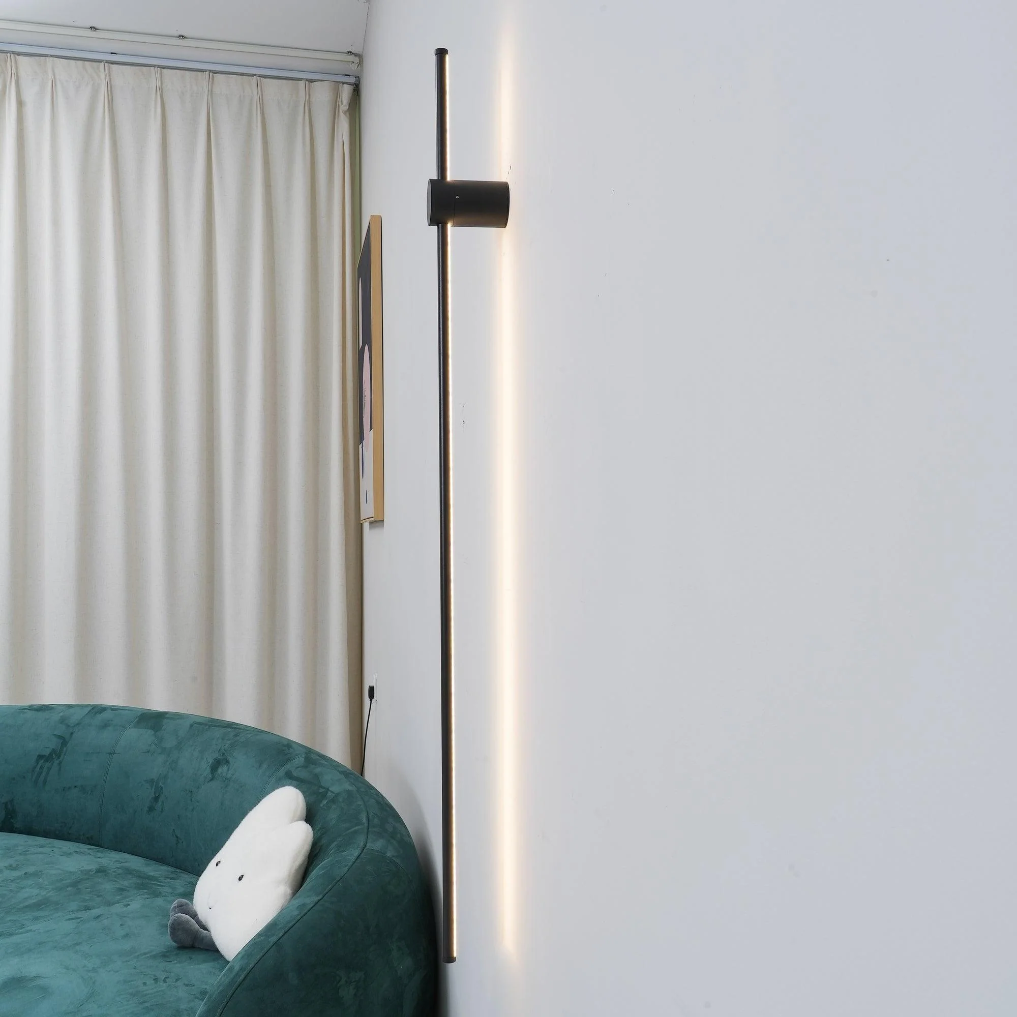 Linear LED Wall Light - Image 18
