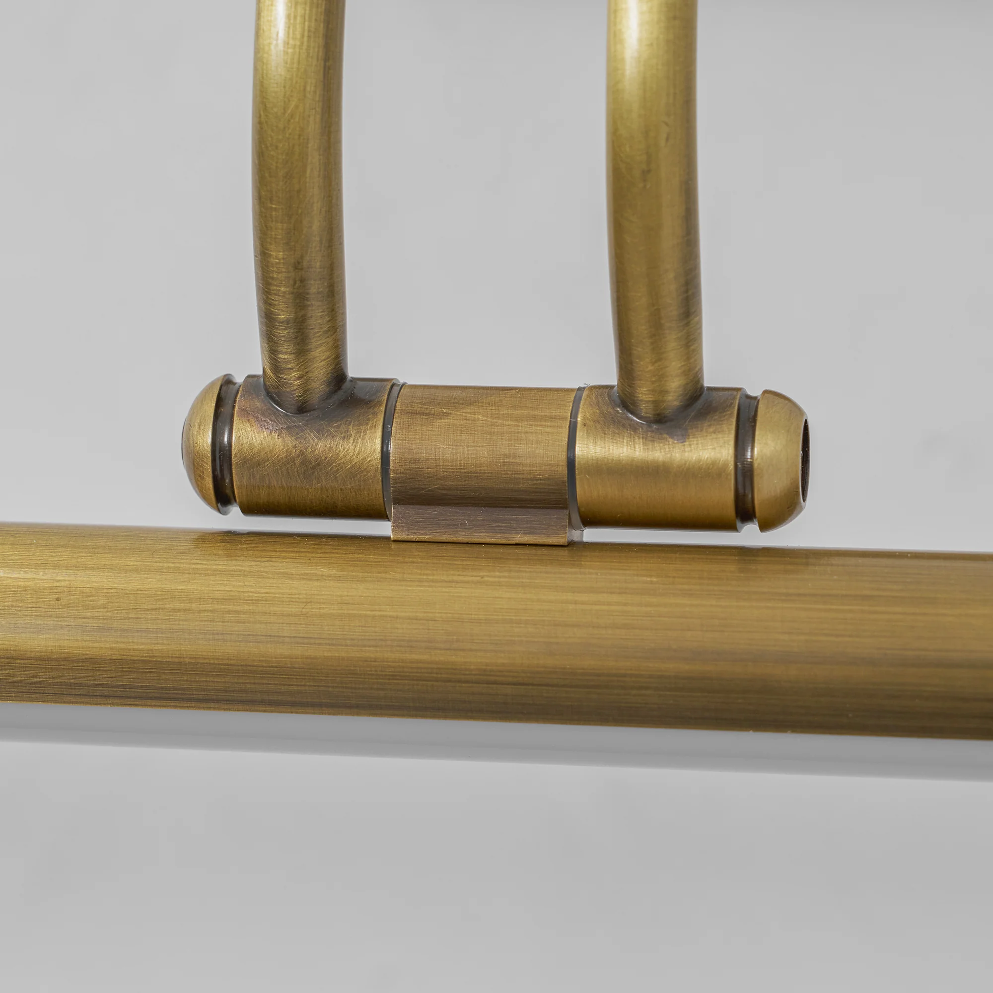 Linear Vanity Plug-in Wall Light - Image 12