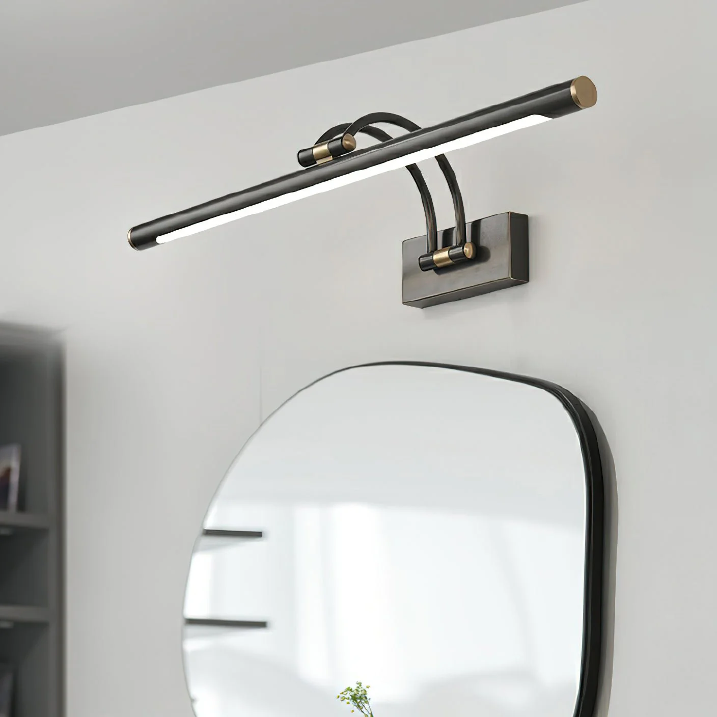 Linear Vanity Plug-in Wall Light - Image 9