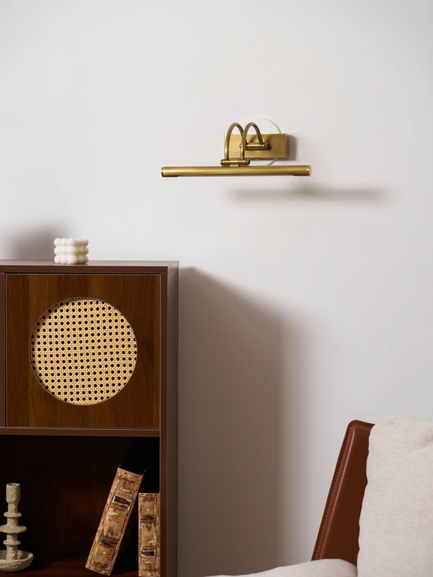 Linear Vanity Wall Light - Image 15