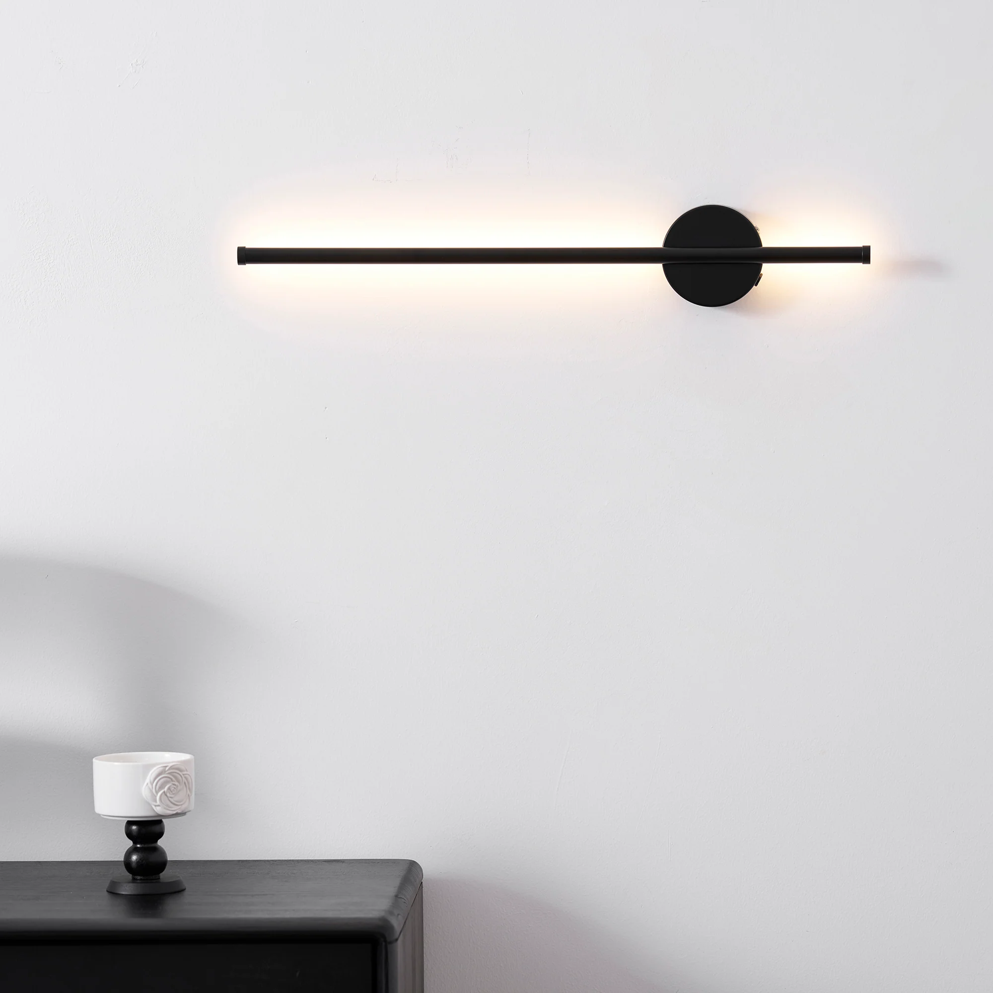 Linearo Rechargeable Wall Lamp - Image 19