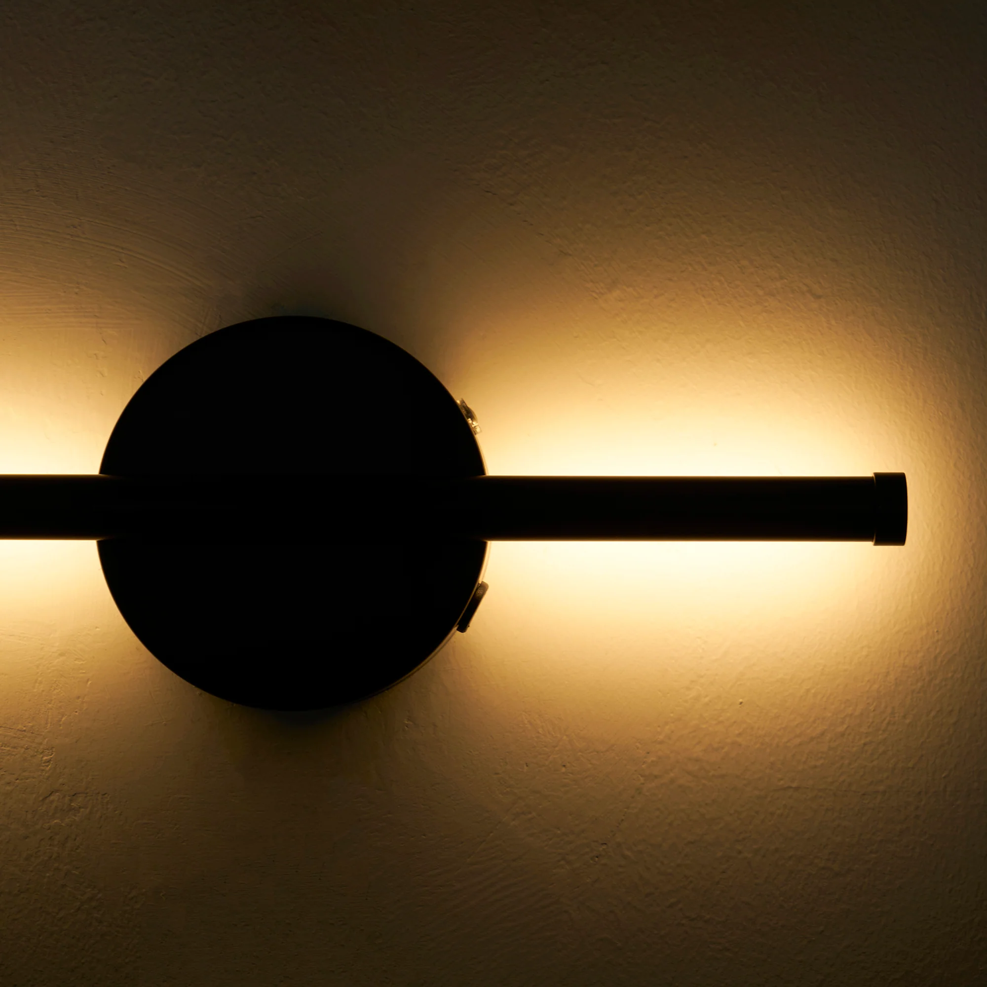 Linearo Rechargeable Wall Lamp - Image 28