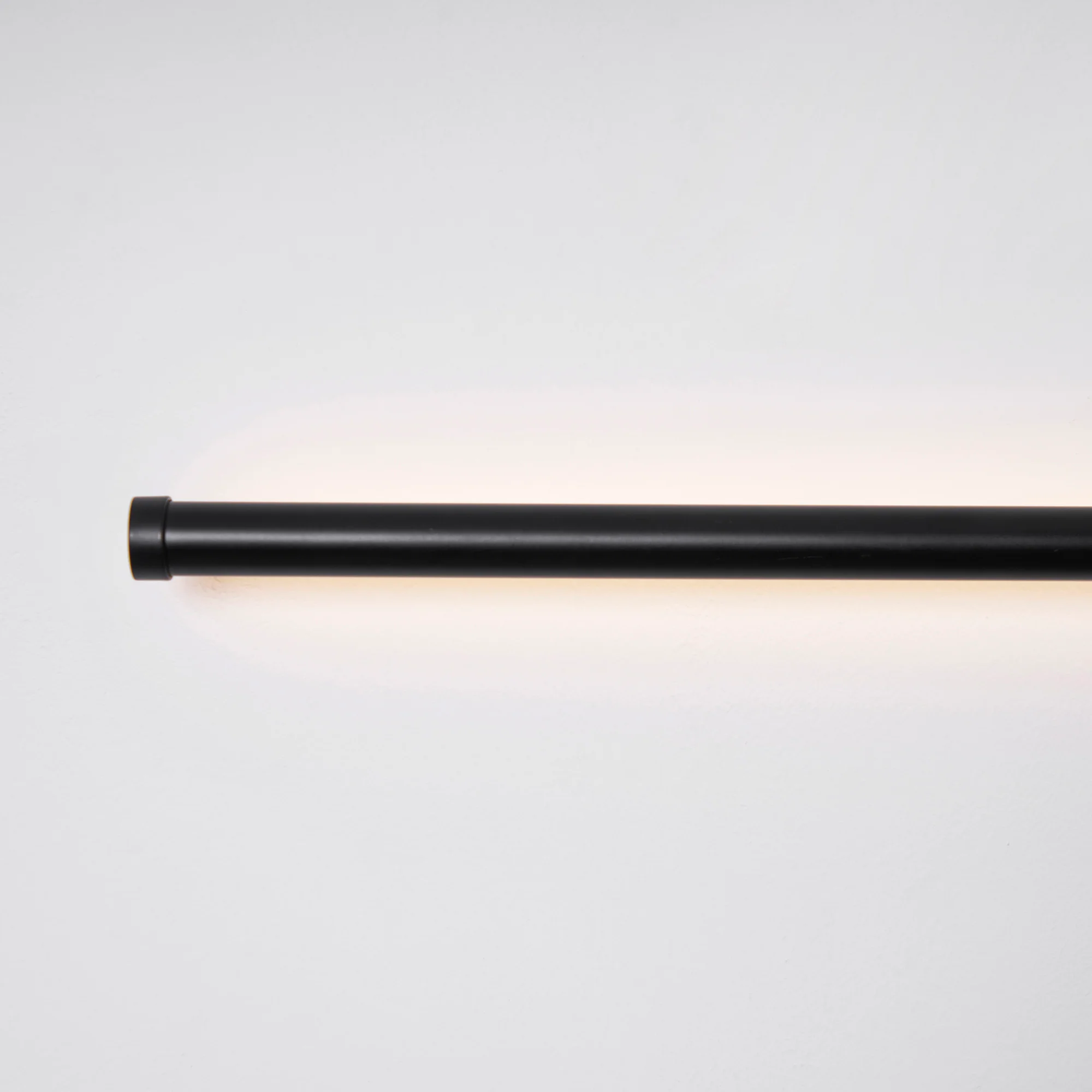 Linearo Rechargeable Wall Lamp - Image 29