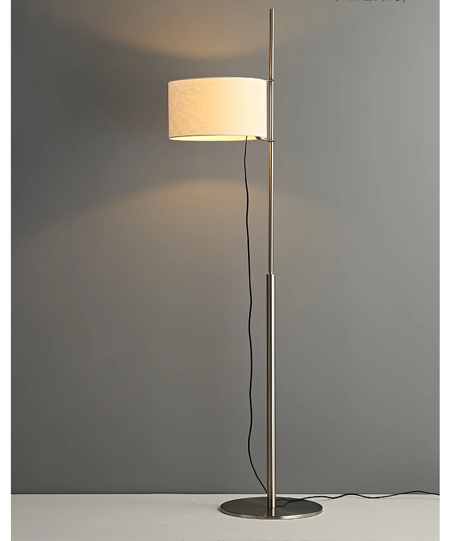 Lino Arc Floor Lamp - Image 4