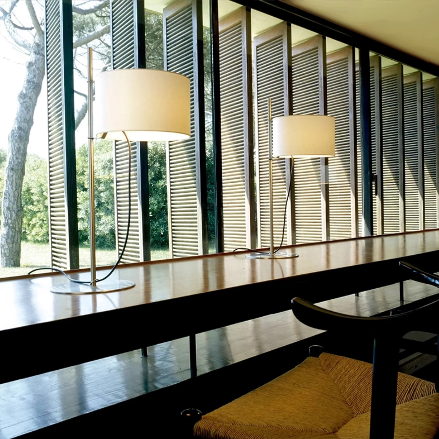 Lino Arc Table Lamp - Image 3