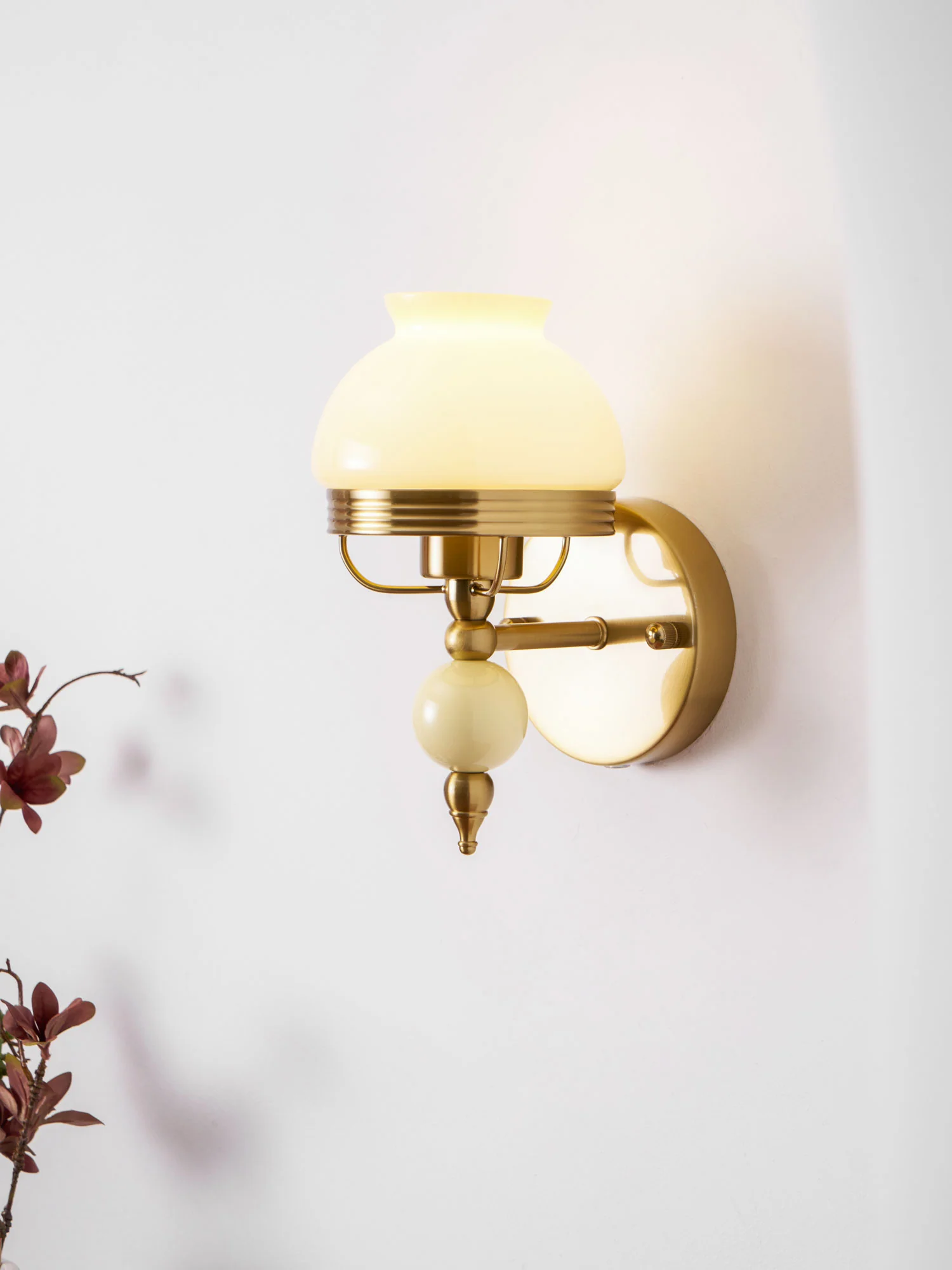 Loa Glass Wall Lamp - Image 13