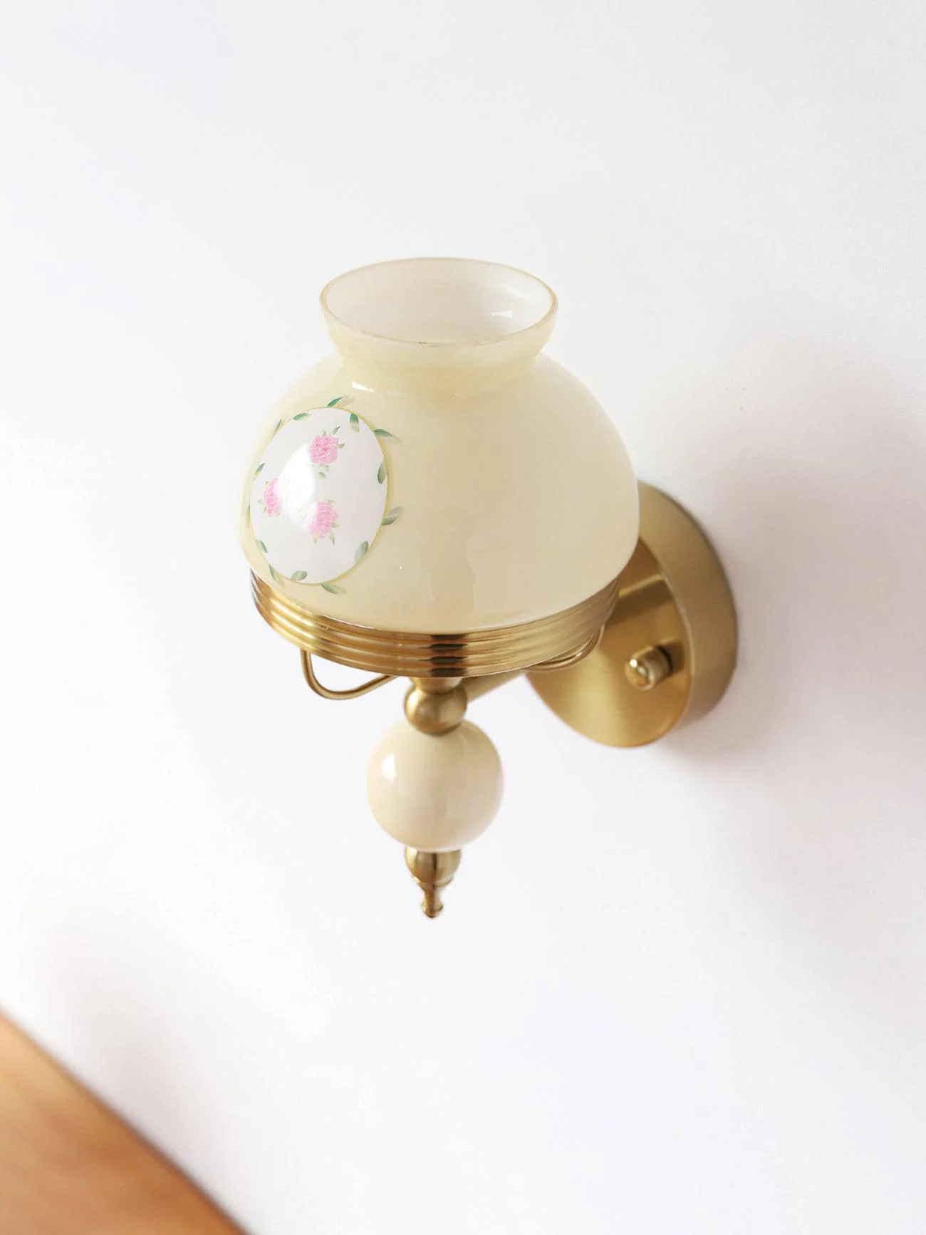 Loa Glass Wall Lamp - Image 30