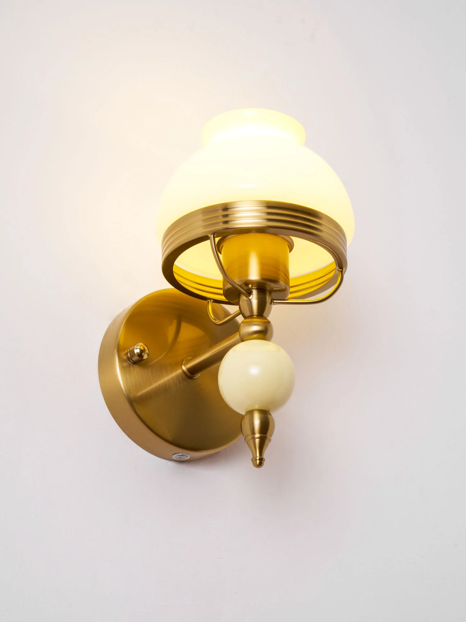 Loa Glass Wall Lamp - Image 37