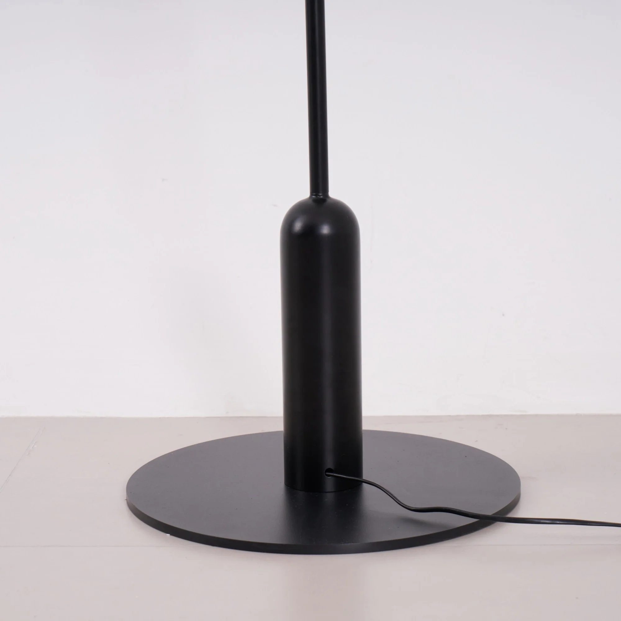 Lola Floor Lamp - Image 24
