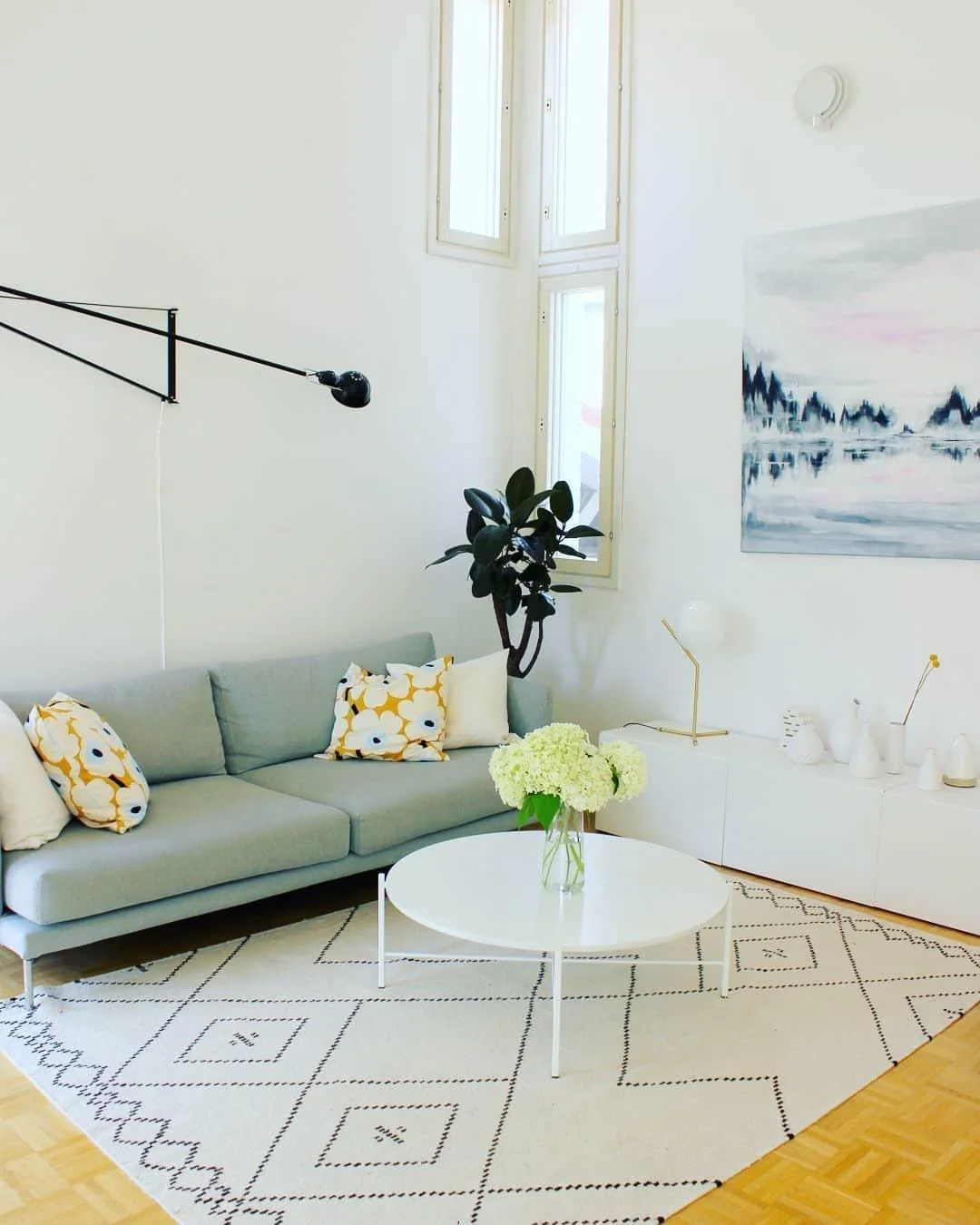 Long Swing Arm Wall Lamp - Image 38