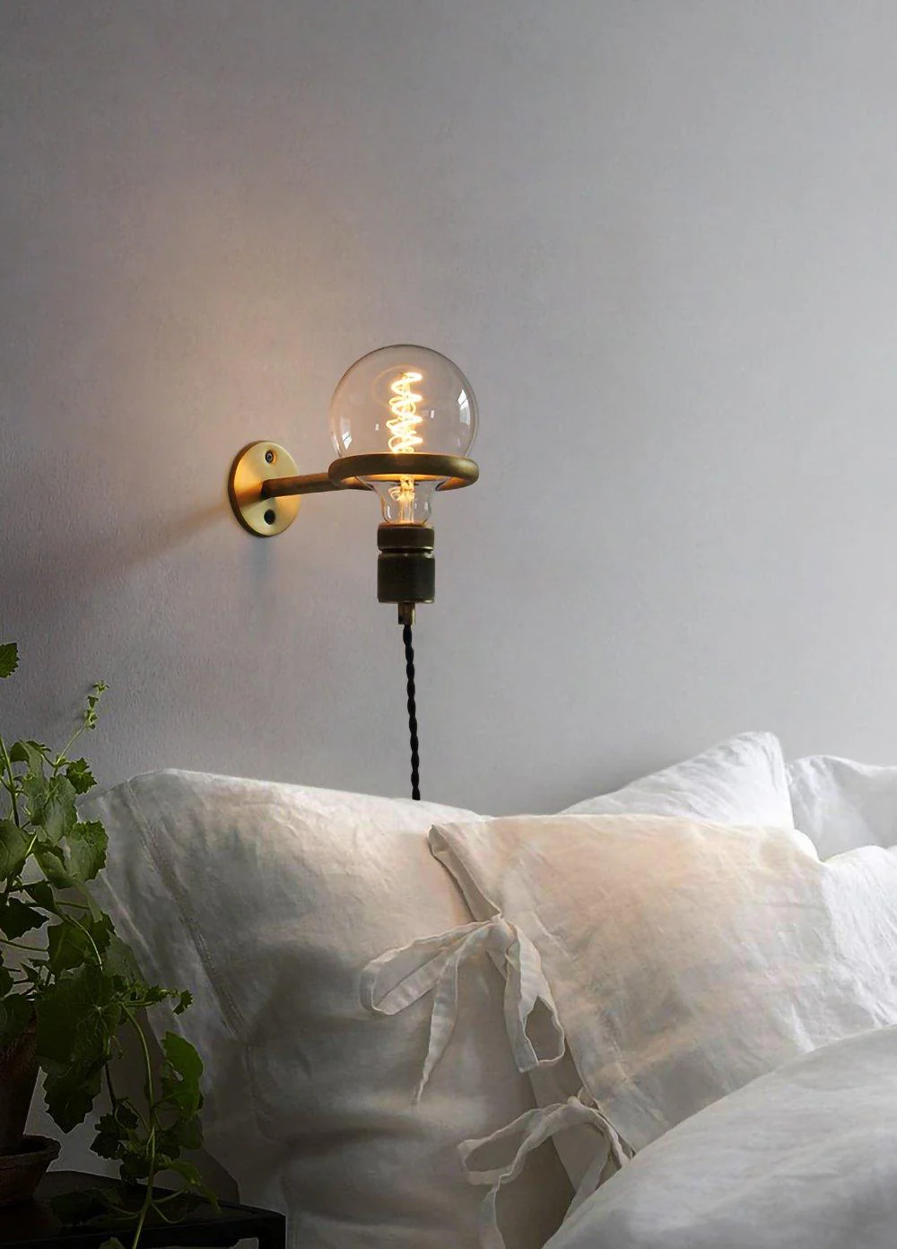 Loop Minimalist Wall Light - Image 12