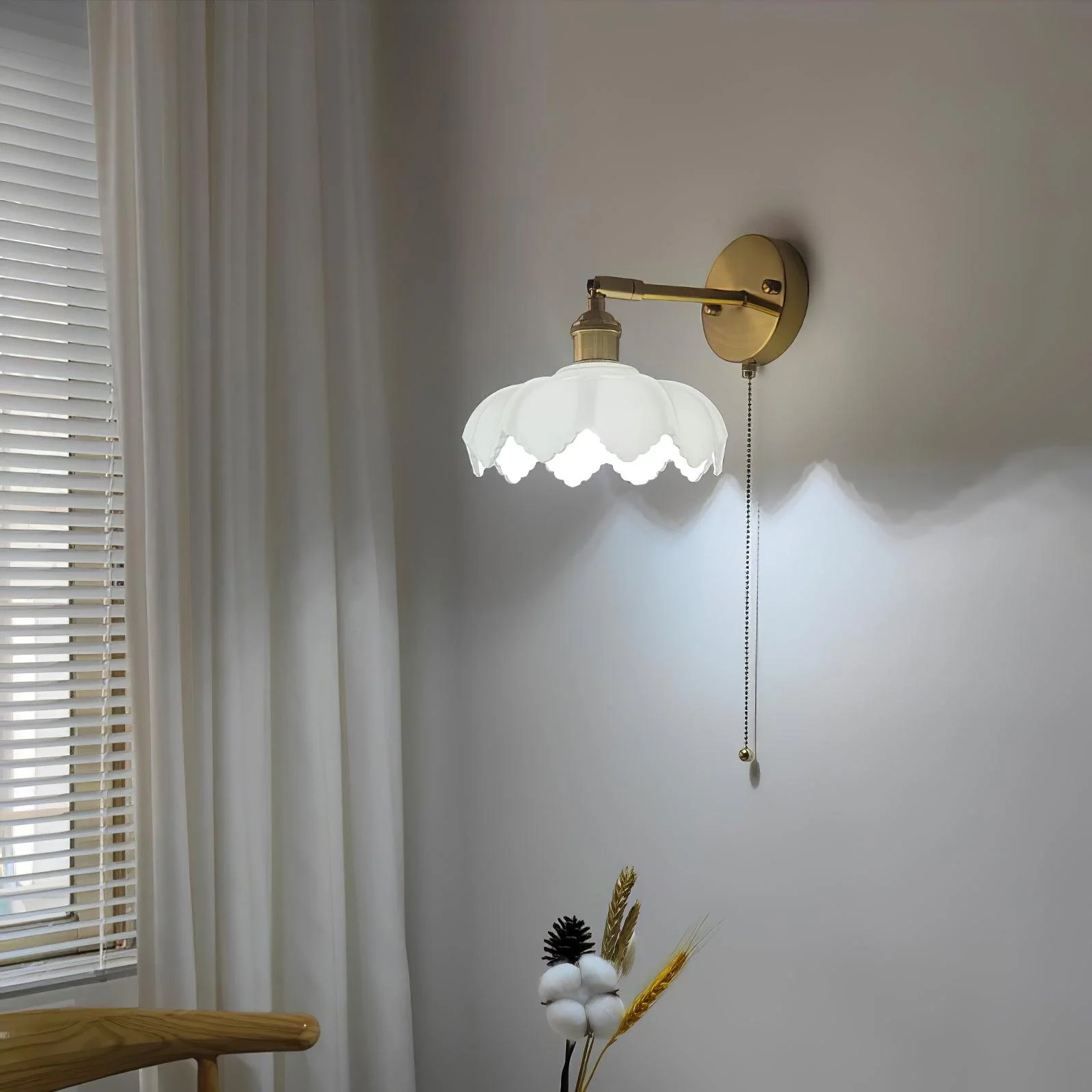 Lotus Rotatable Wall Lamp - Image 10
