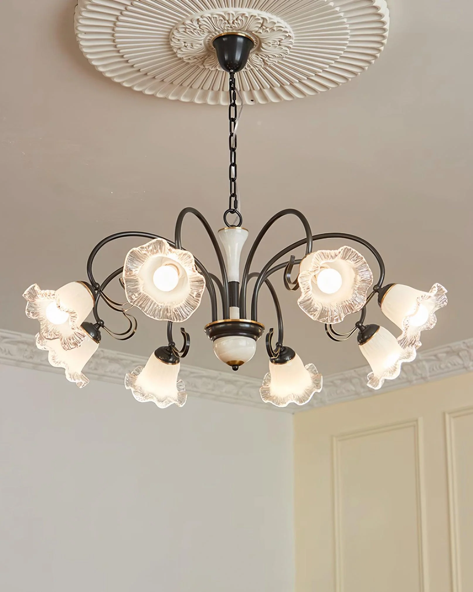 Luce Black Chandelier - Image 11