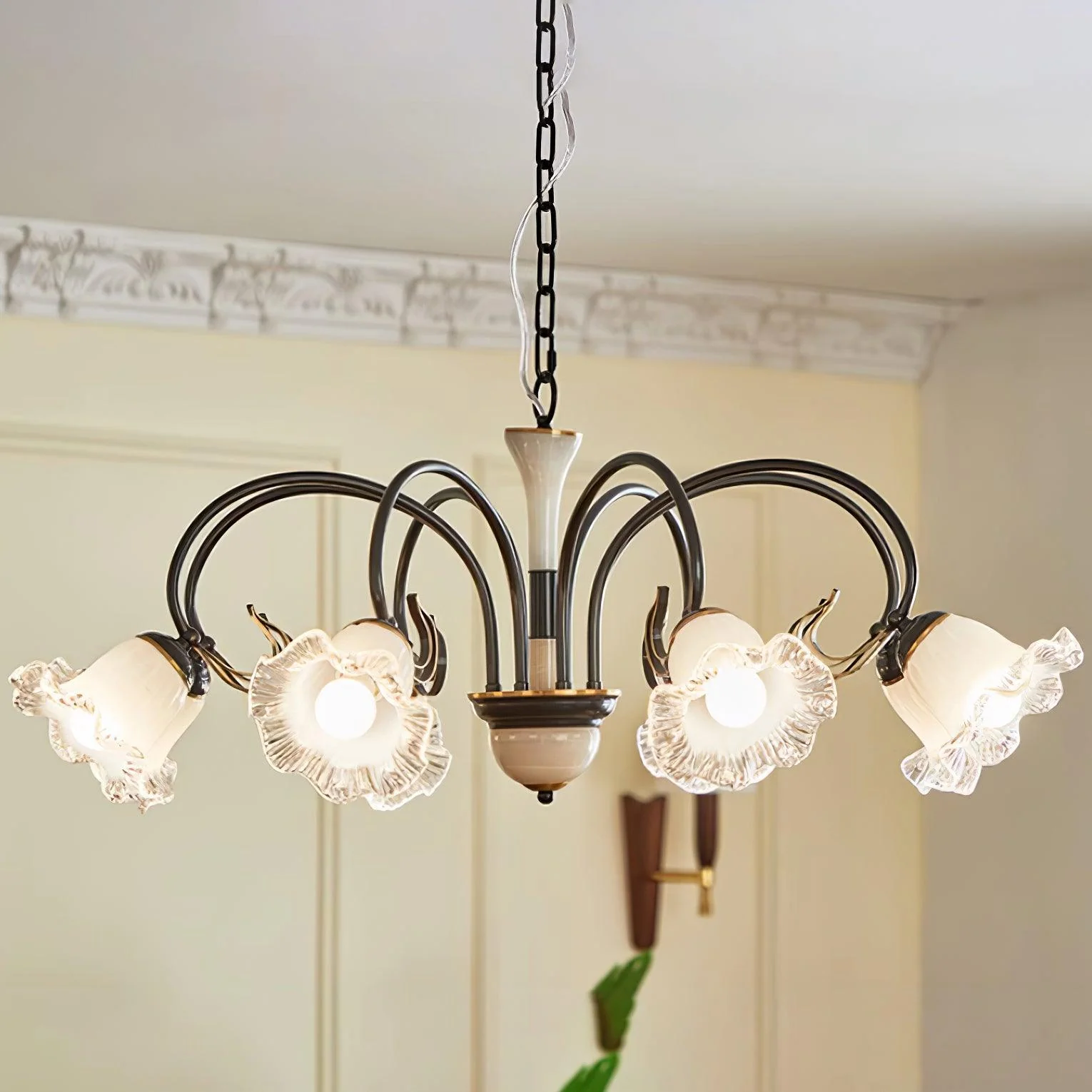 Luce Black Chandelier - Image 13