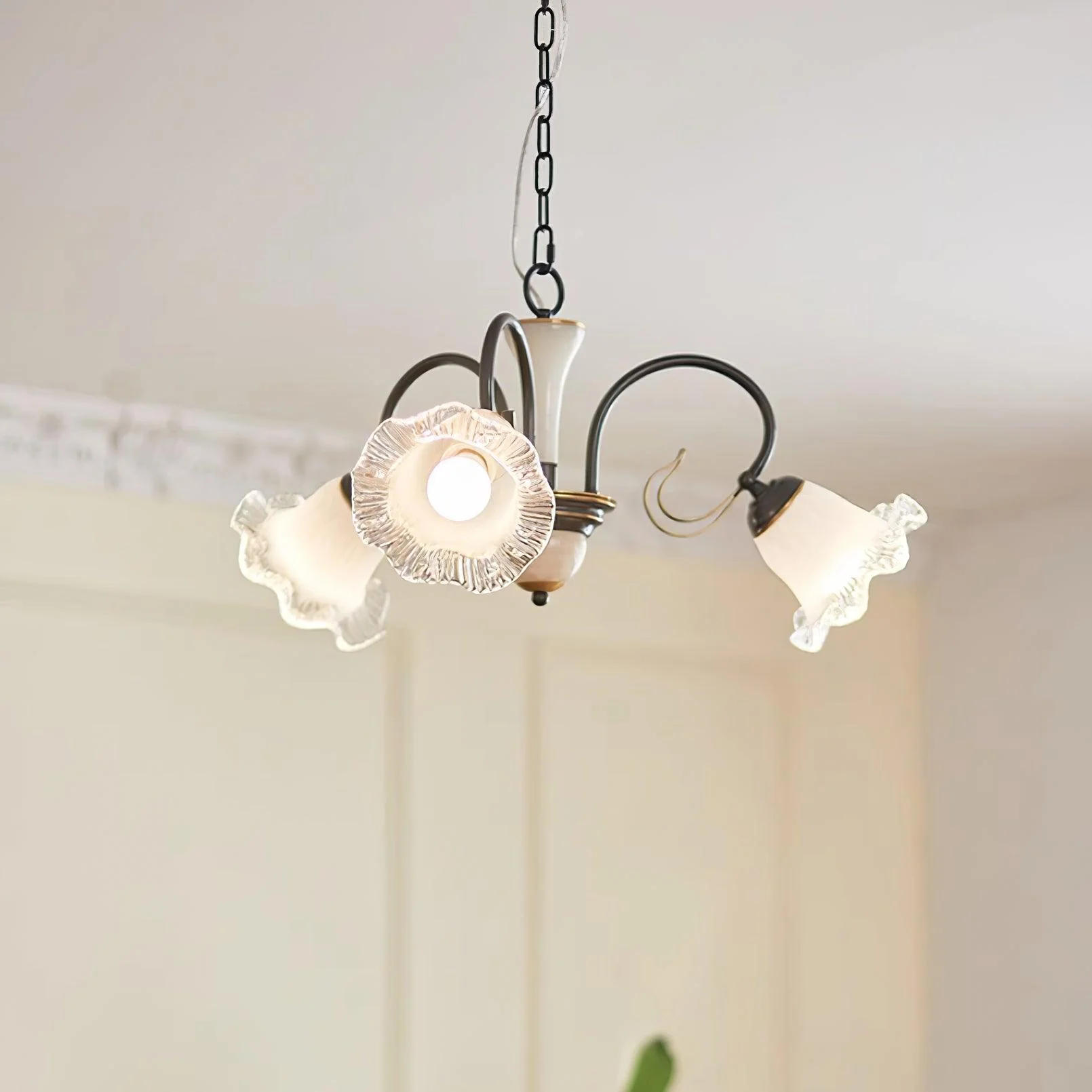 Luce Black Chandelier - Image 22