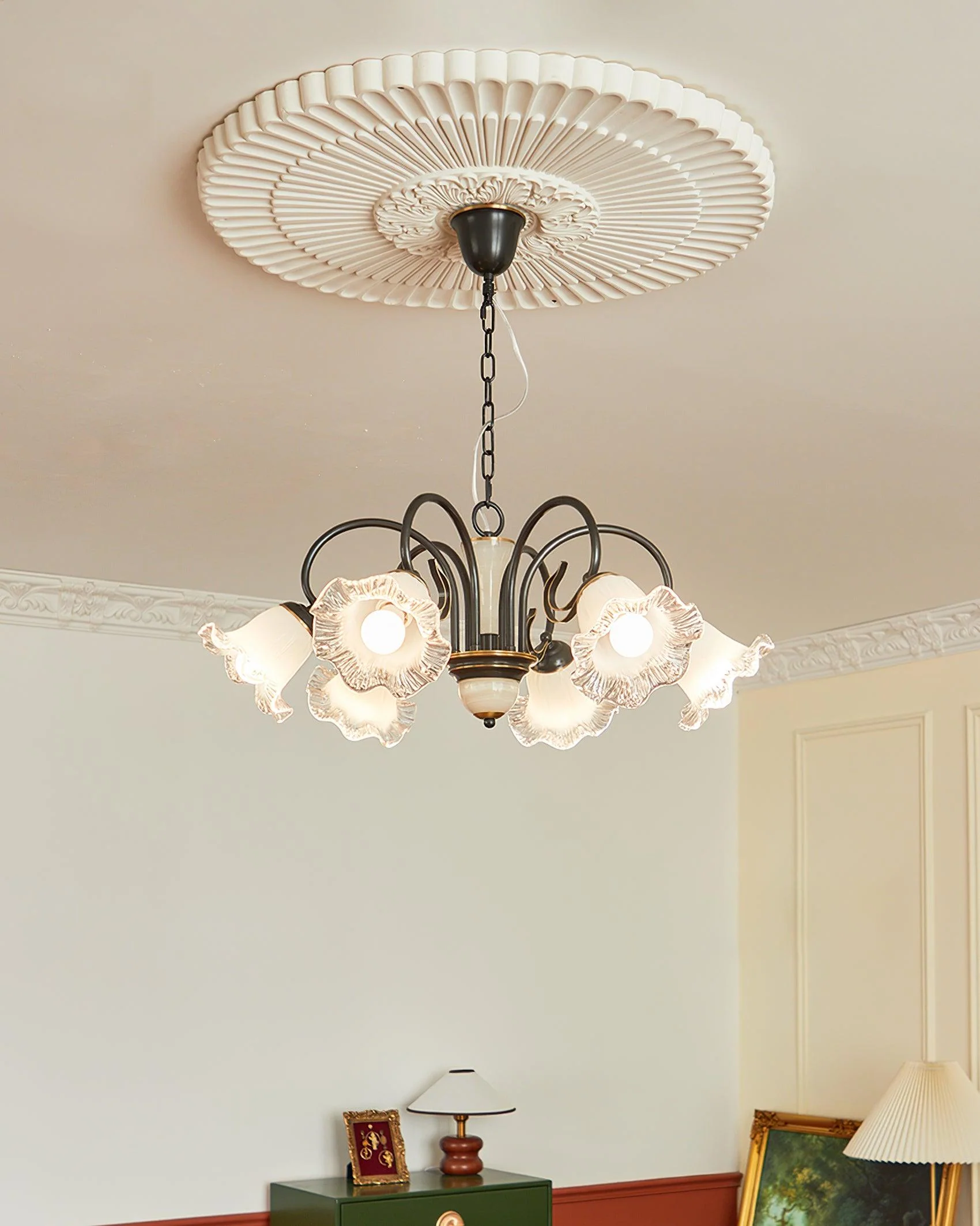Luce Black Chandelier - Image 5