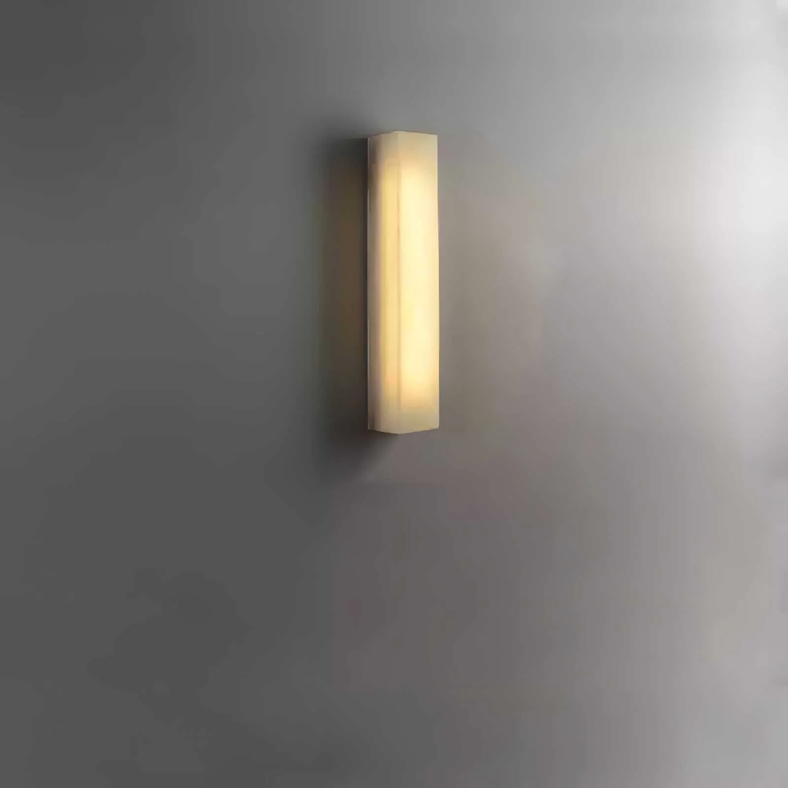 Lucent Pillar Alabaster Wall Light - Image 10