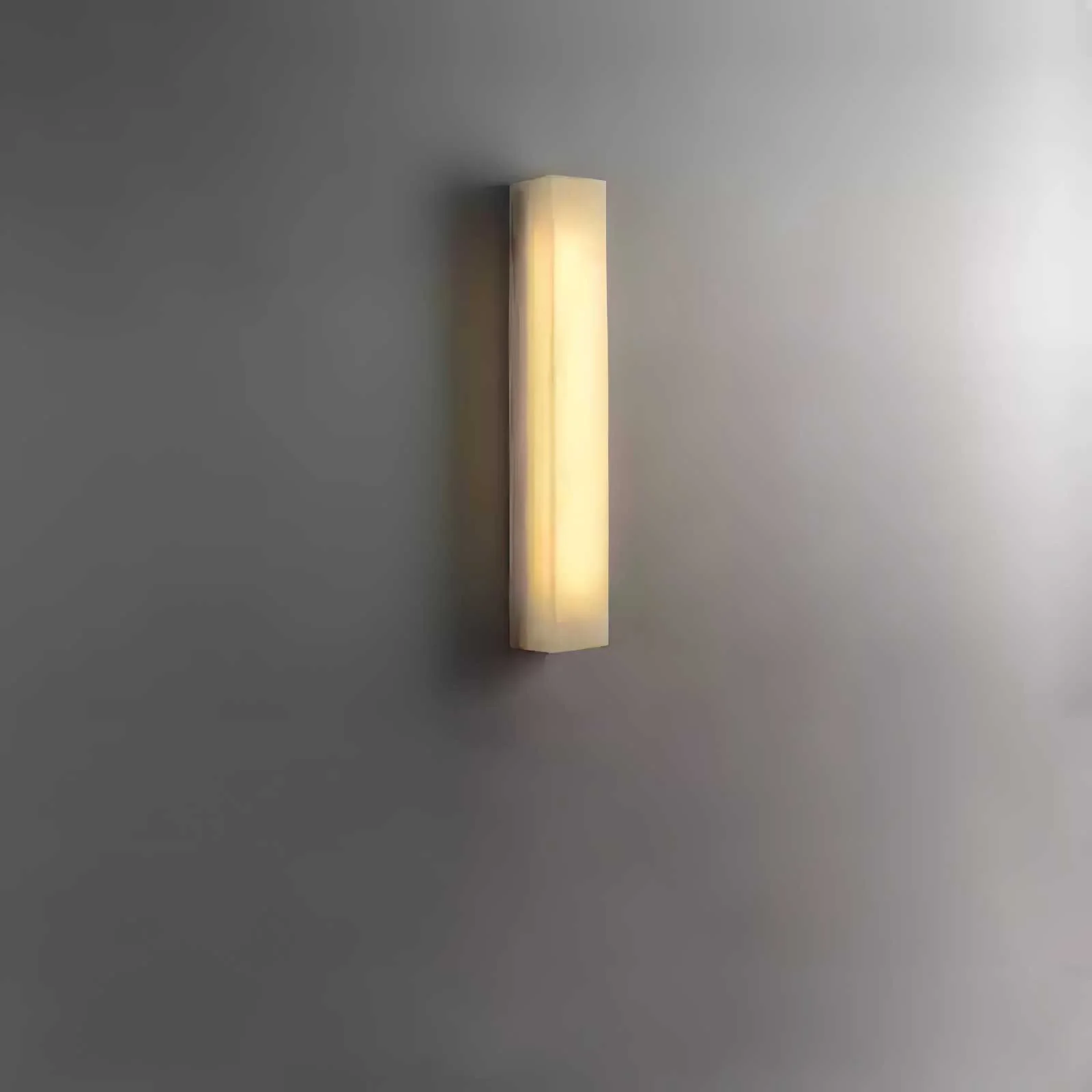 Lucent Pillar Alabaster Wall Light - Image 12