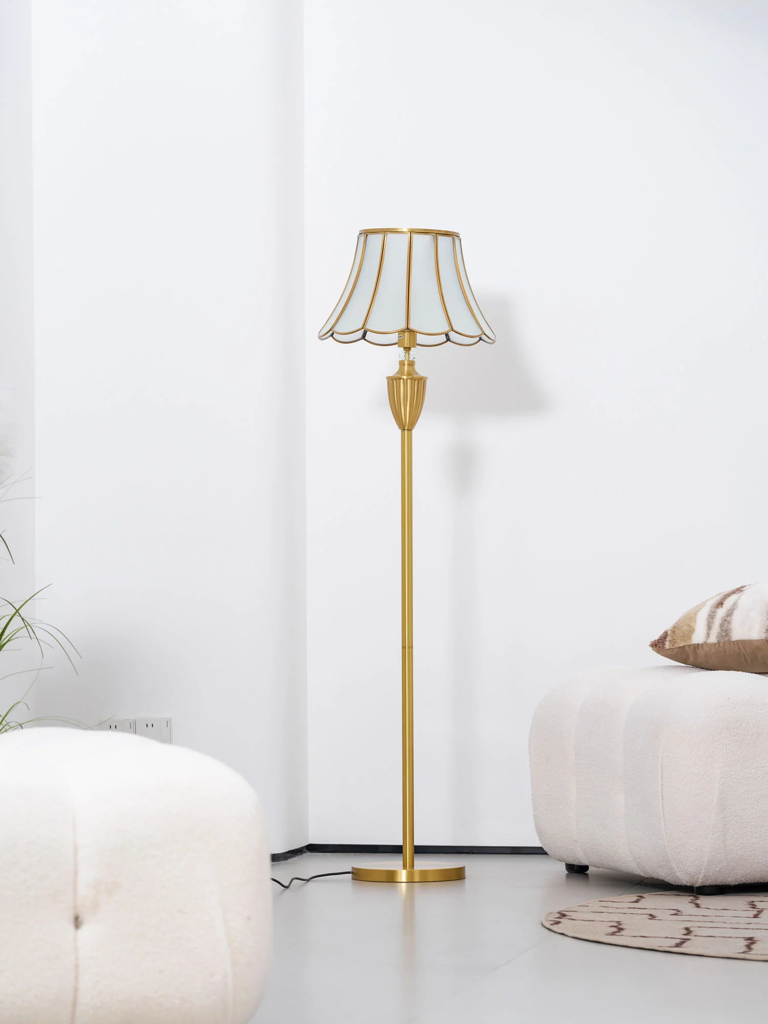 Lucia Floor Lamp - Image 9