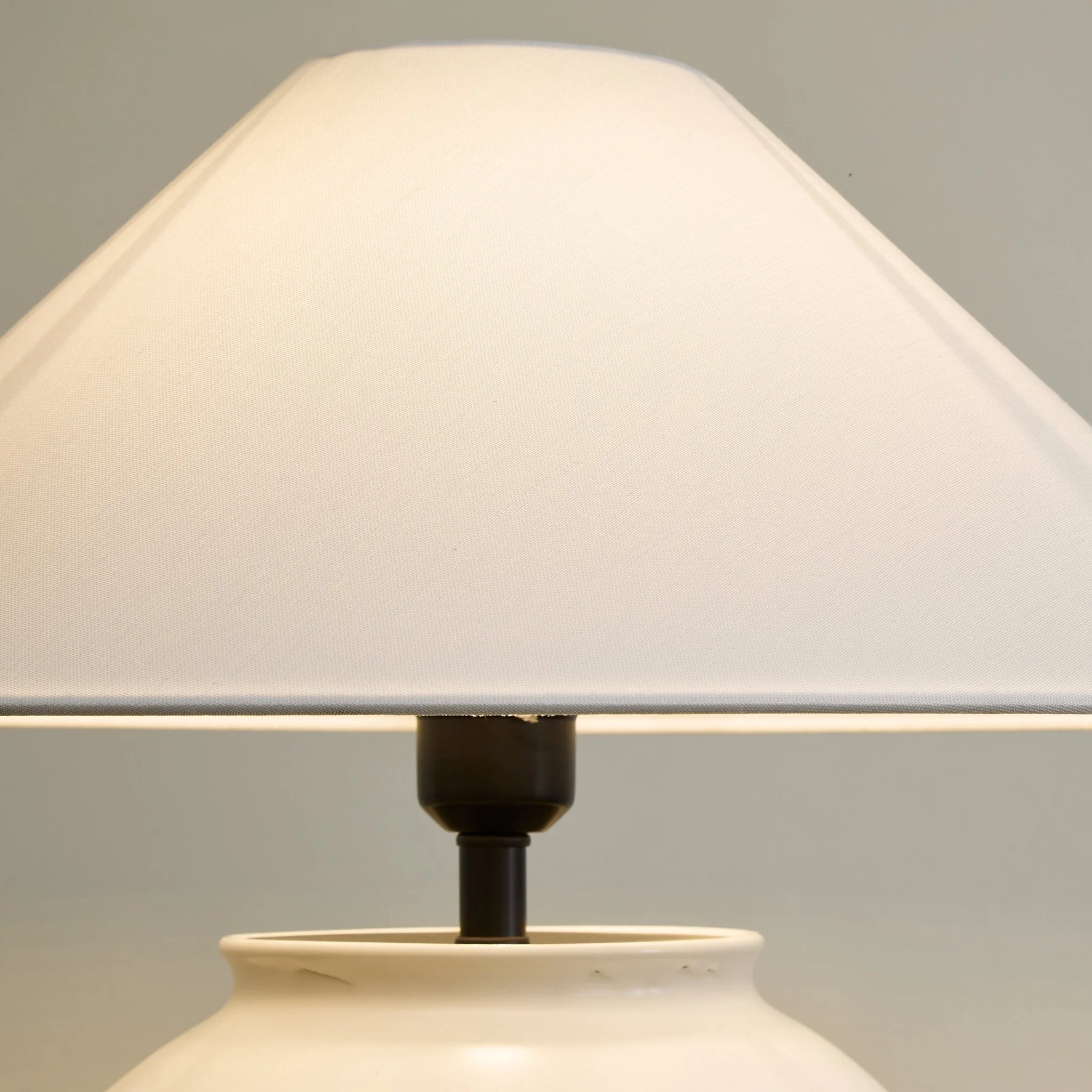 Luma Ceramic Table Lamp - Image 10