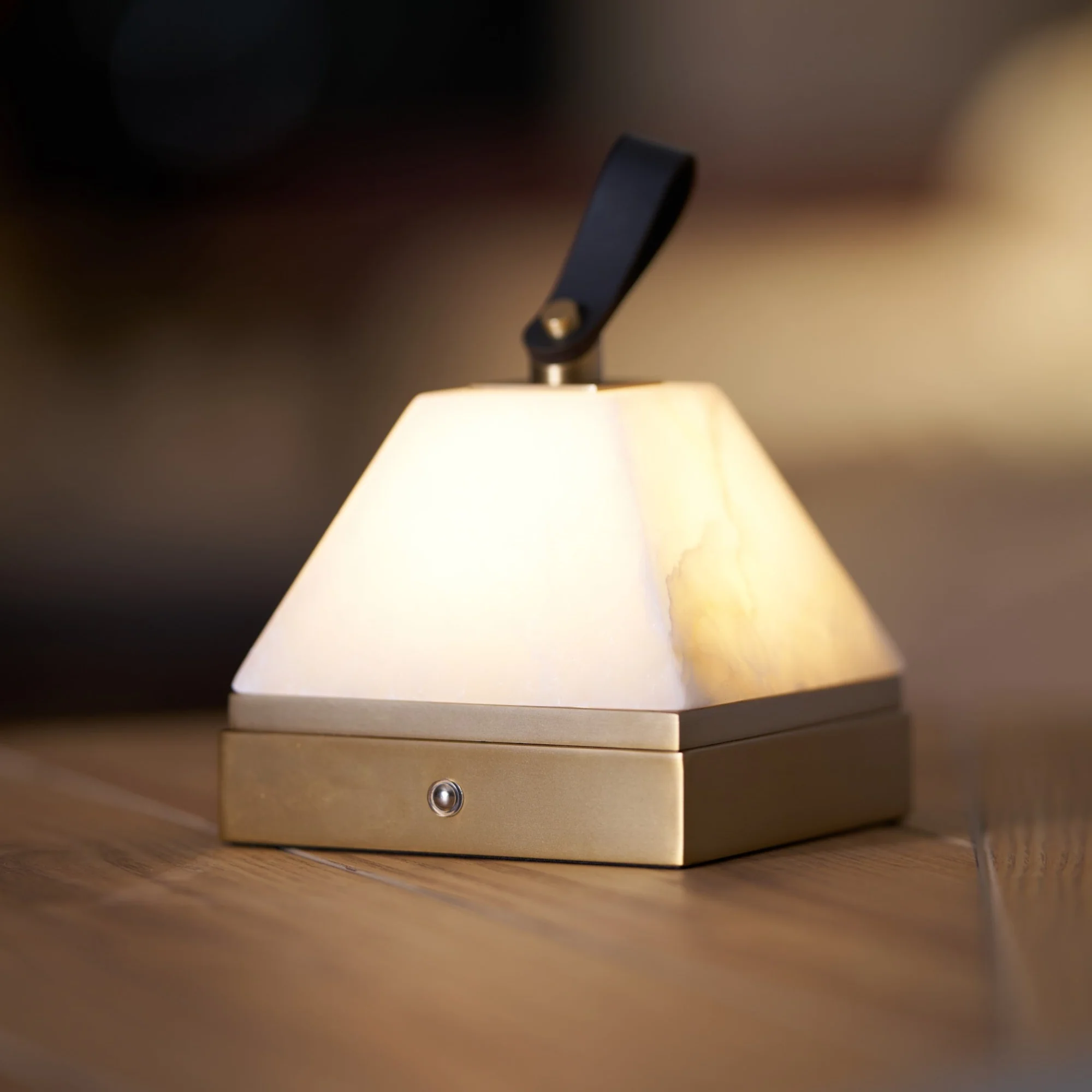 Luma Cube Alabaster Portable Lamp - Image 39