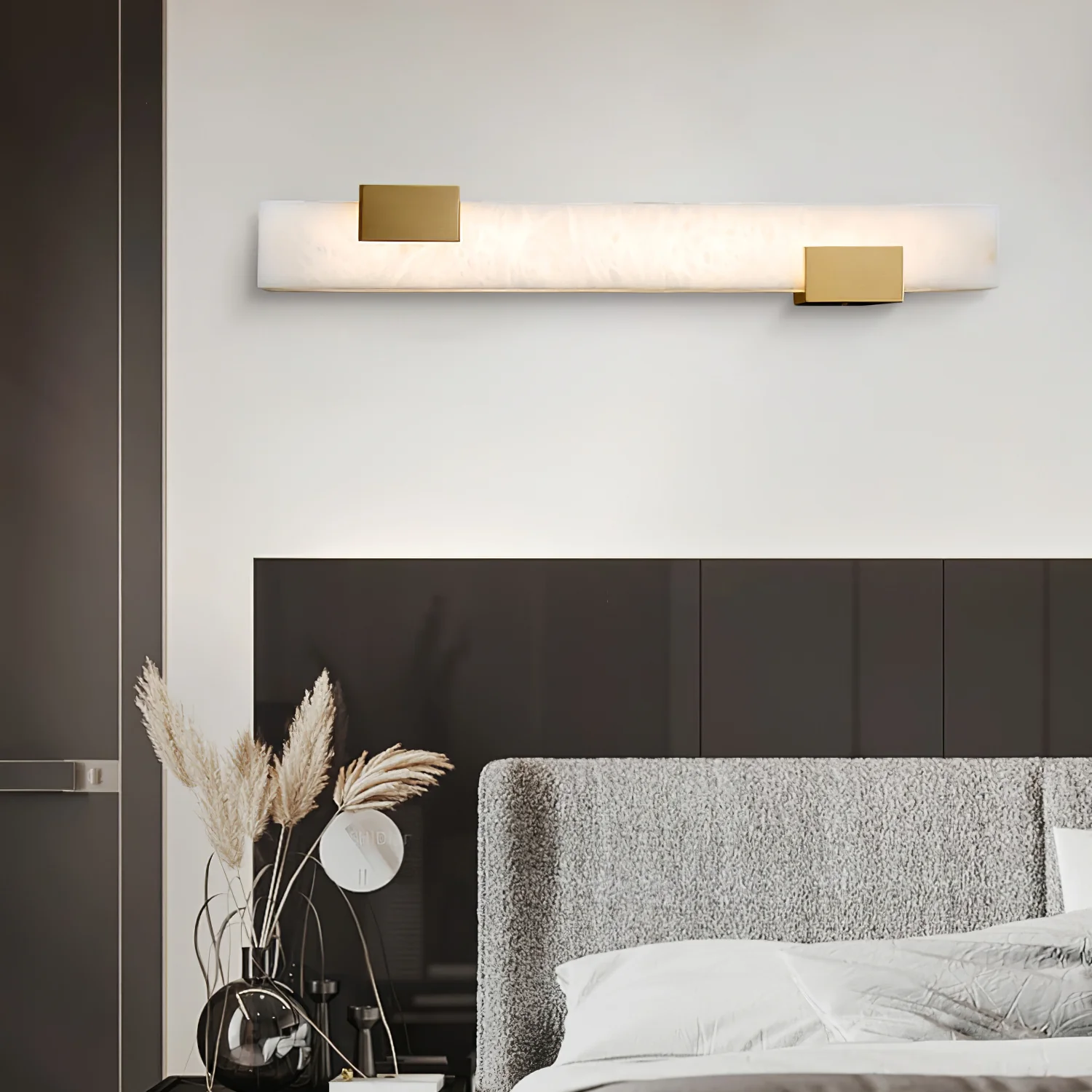 Lumen Bar Alabaster Wall Sconce - Image 2