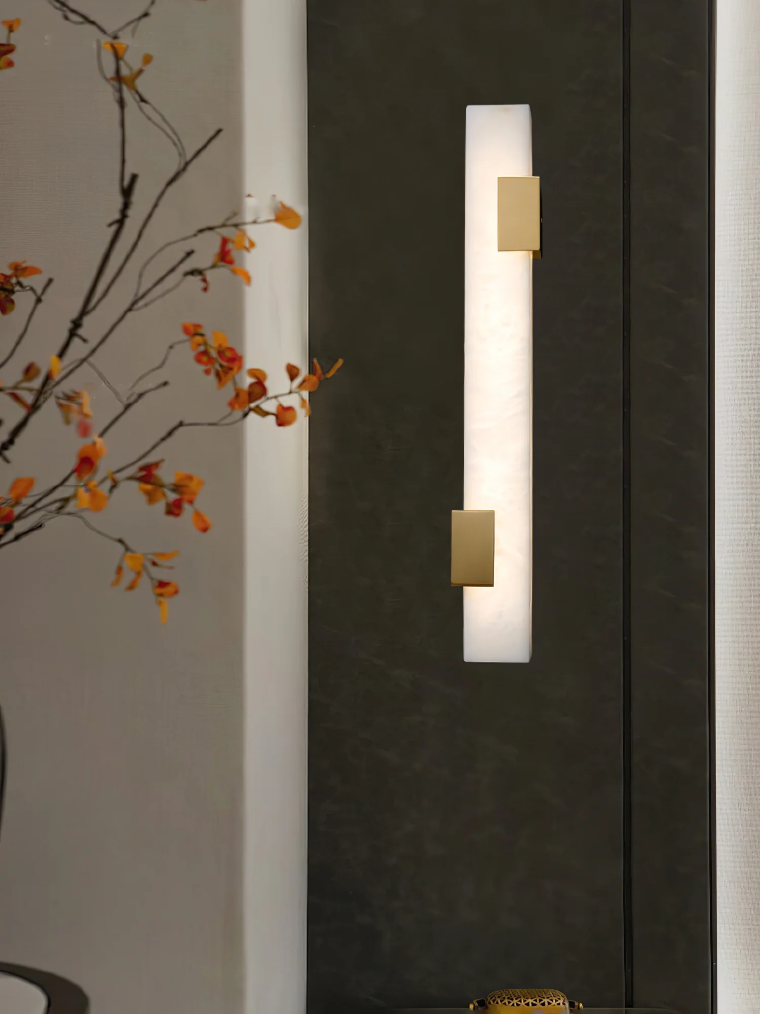Lumen Bar Alabaster Wall Sconce - Image 4