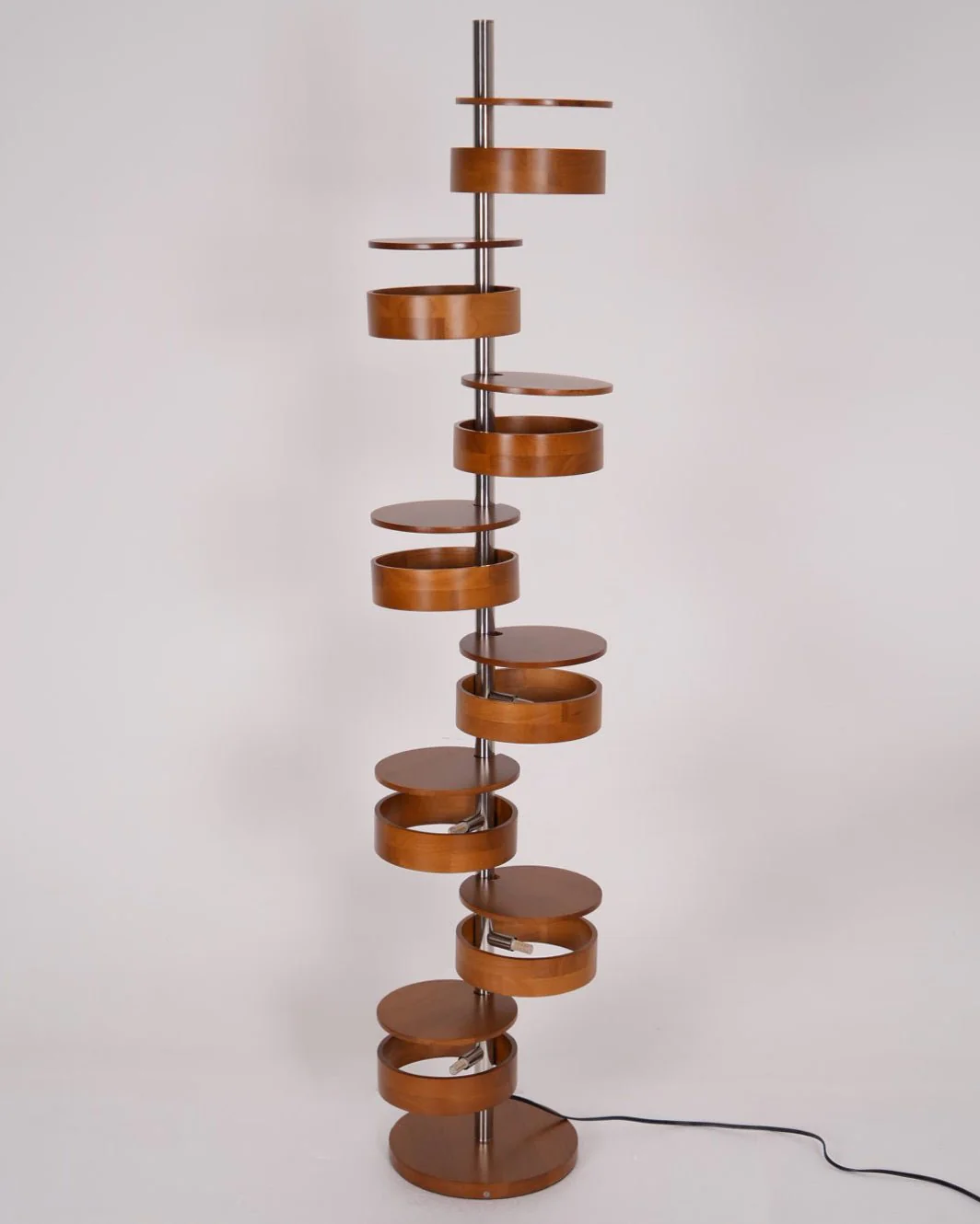 Luminis Wooden Floor Lamp - Image 10