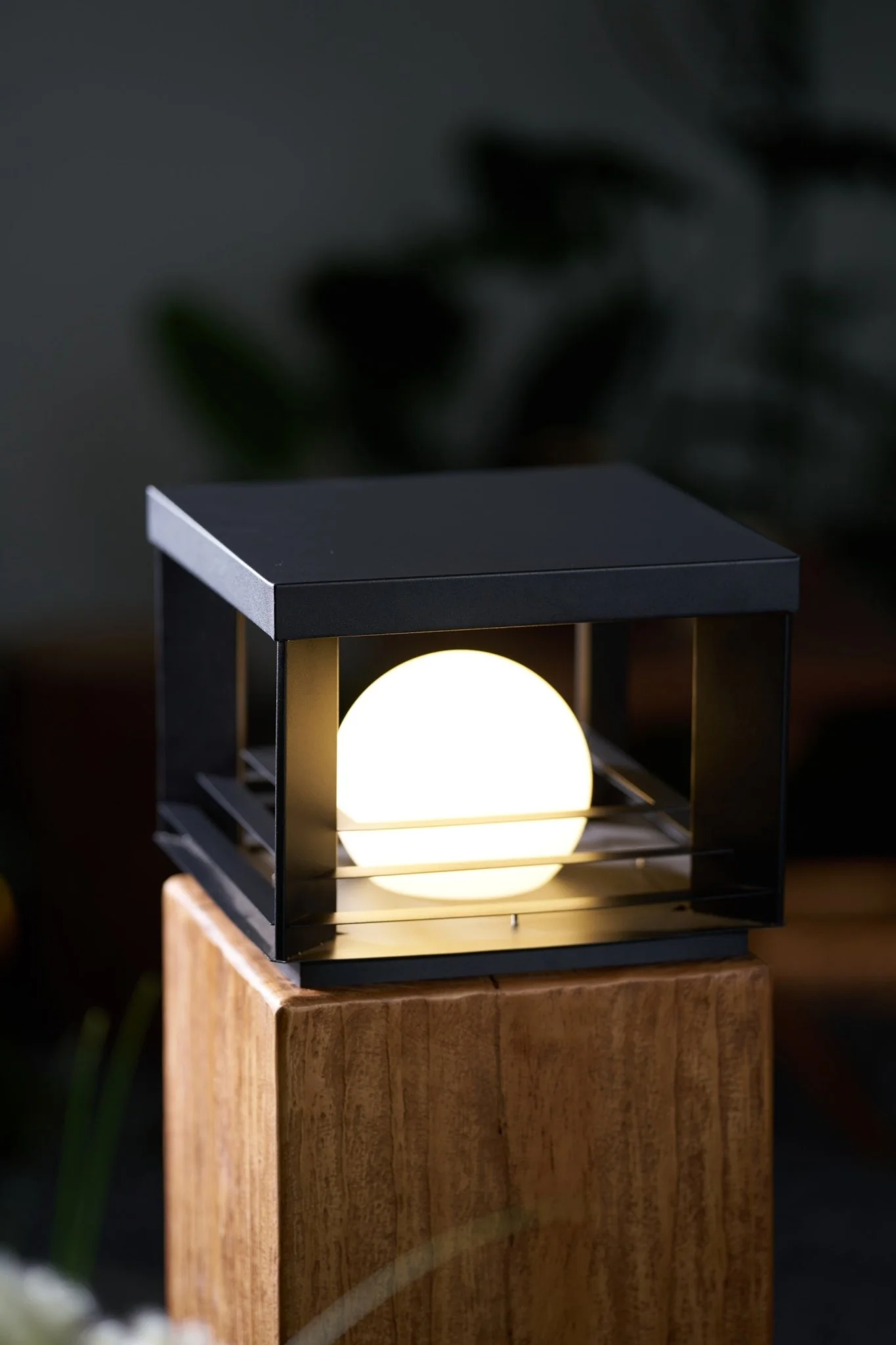 Lunar Crate Outdoor Lamp - Image 21