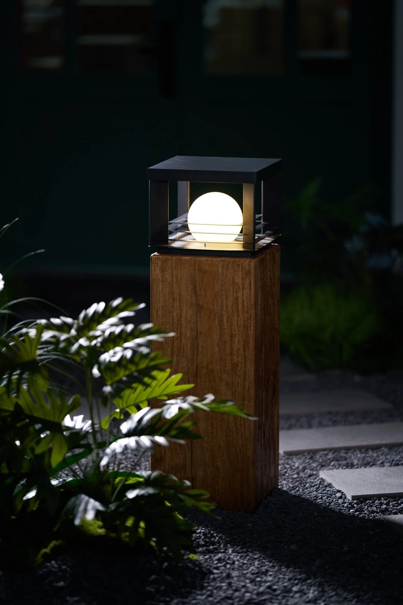 Lunar Crate Outdoor Lamp - Image 24