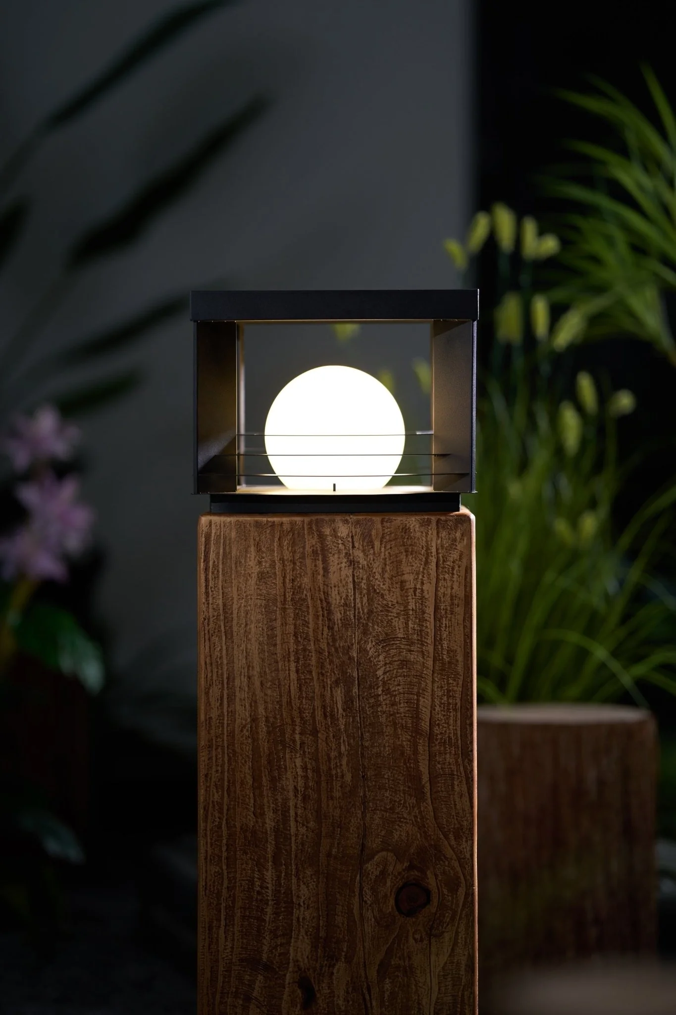 Lunar Crate Outdoor Lamp - Image 29