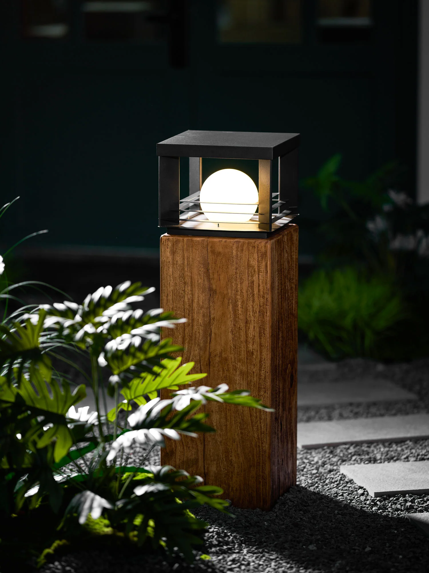 Lunar Crate Outdoor Lamp - Image 32